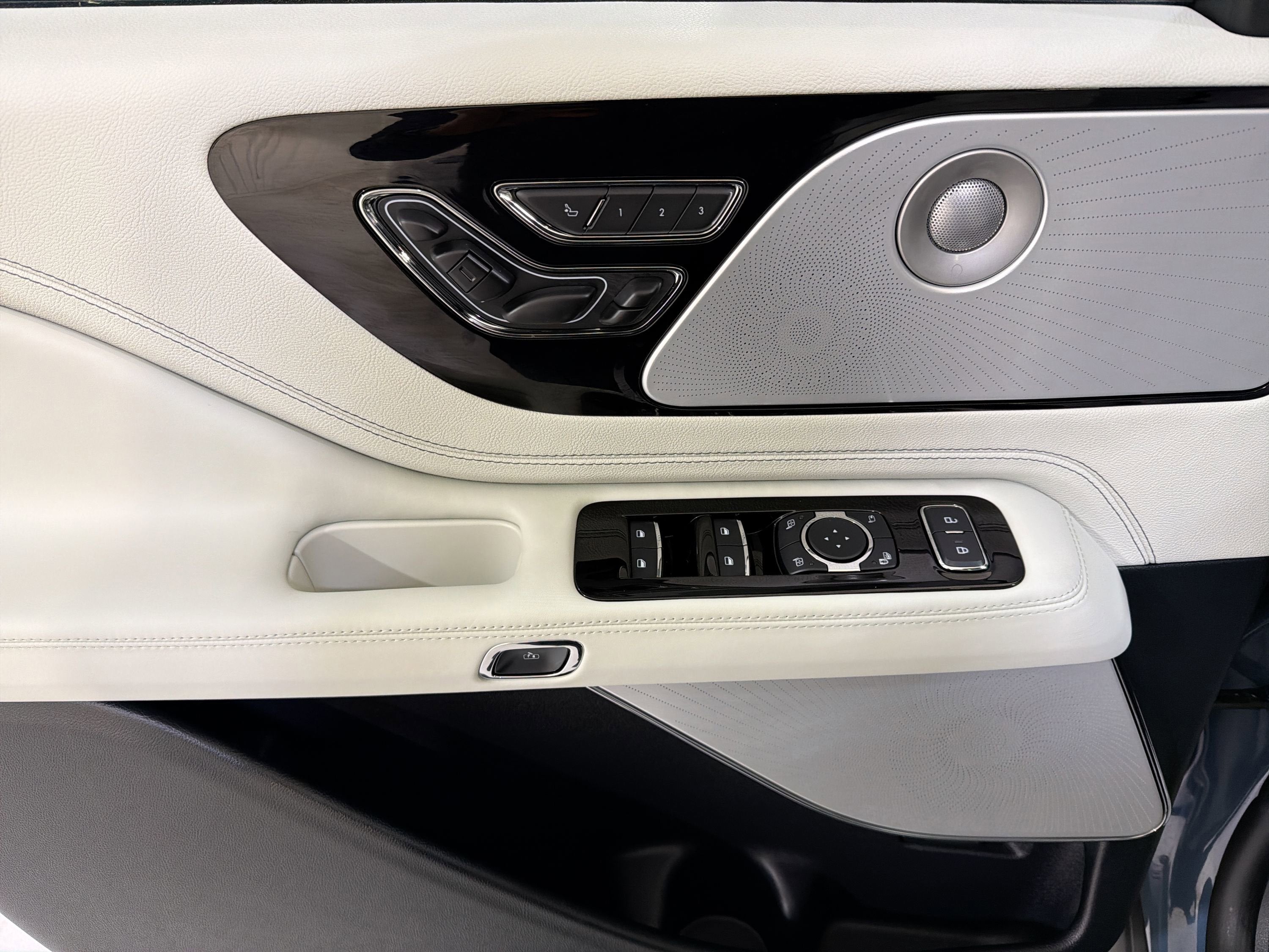 2026 Lincoln Aviator Black Label