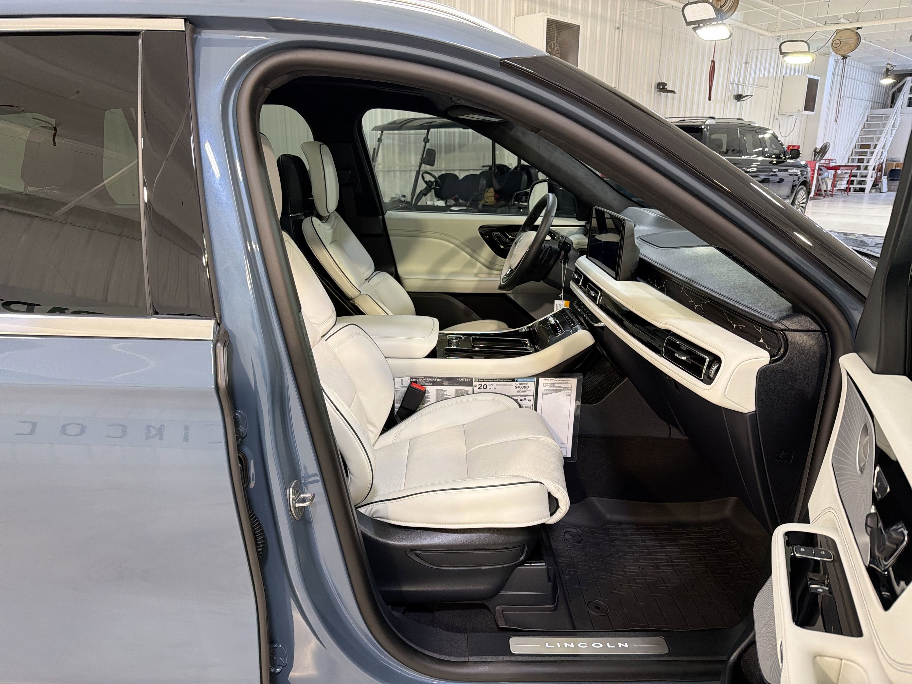 2026 Lincoln Aviator Black Label