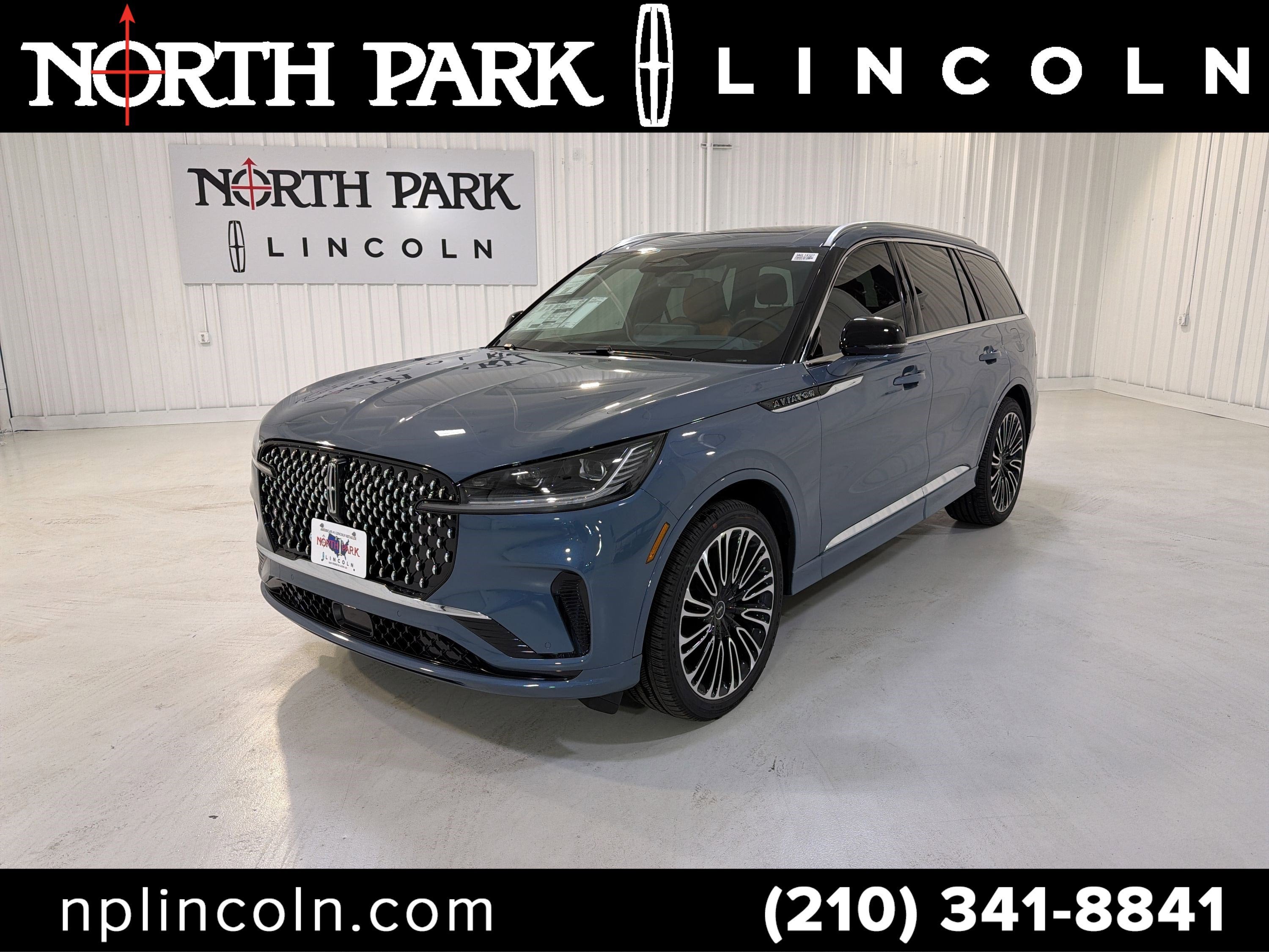 2026 Lincoln Aviator Black Label AWD's photo