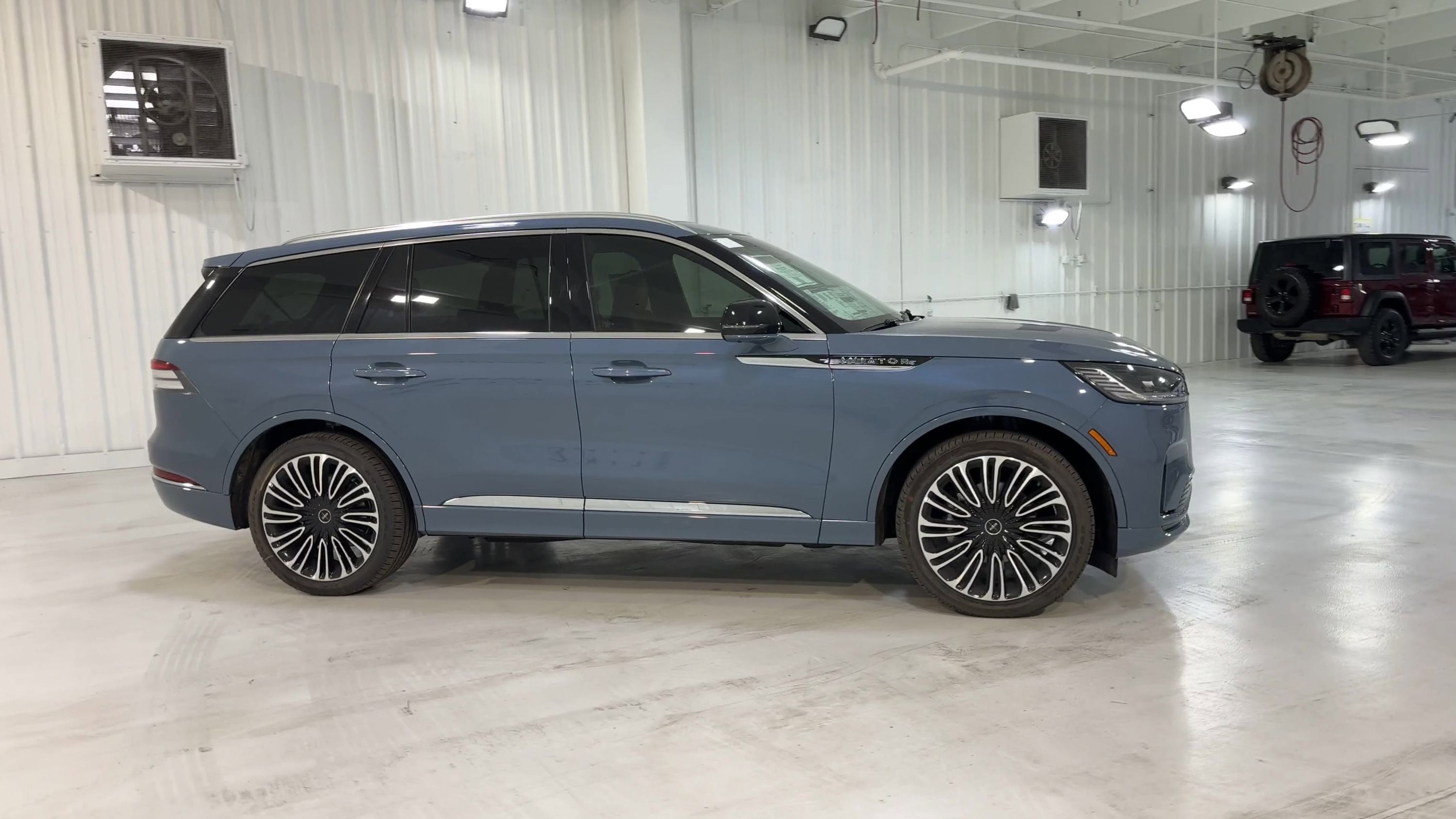 2025 Lincoln Aviator Black Label