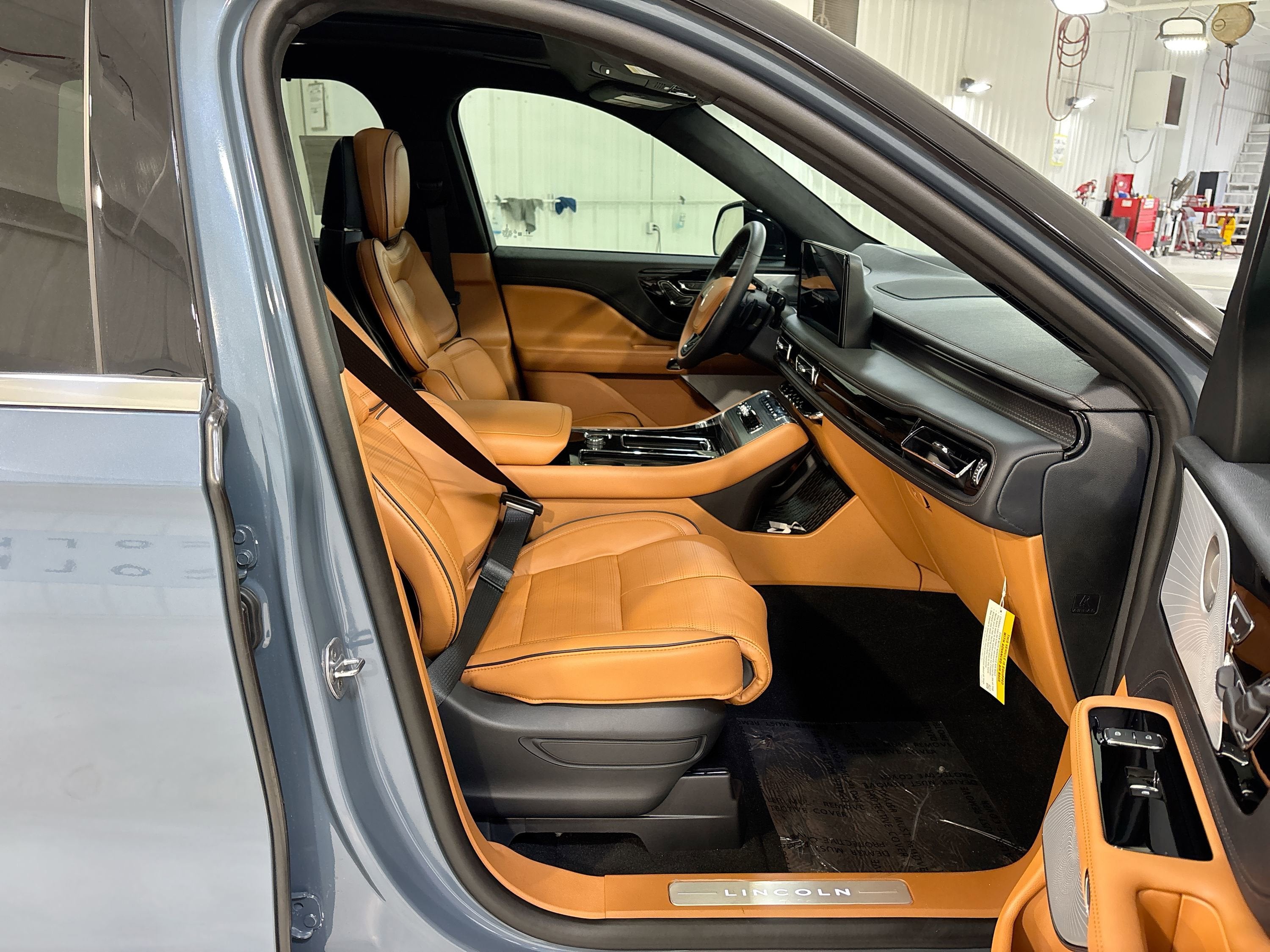 2025 Lincoln Aviator Black Label