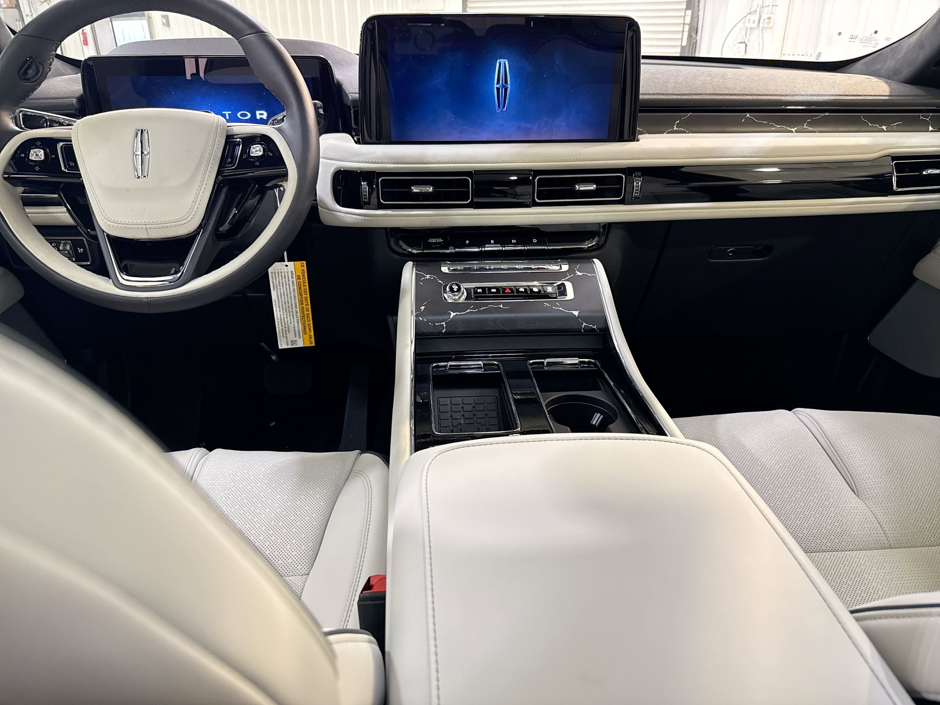 2025 Lincoln Aviator Black Label