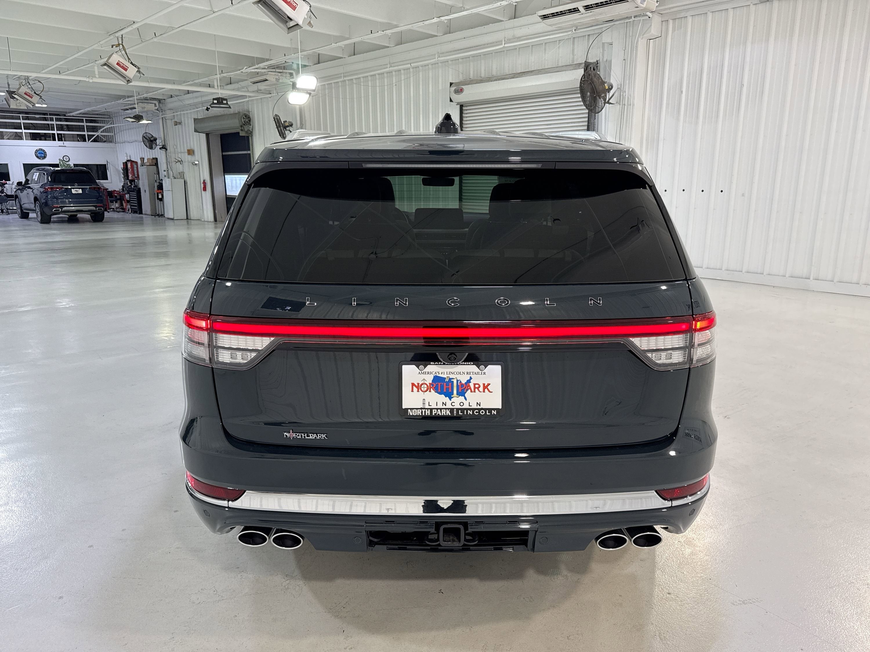 2025 Lincoln Aviator Black Label