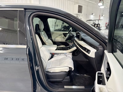 2025 Lincoln Aviator Black Label