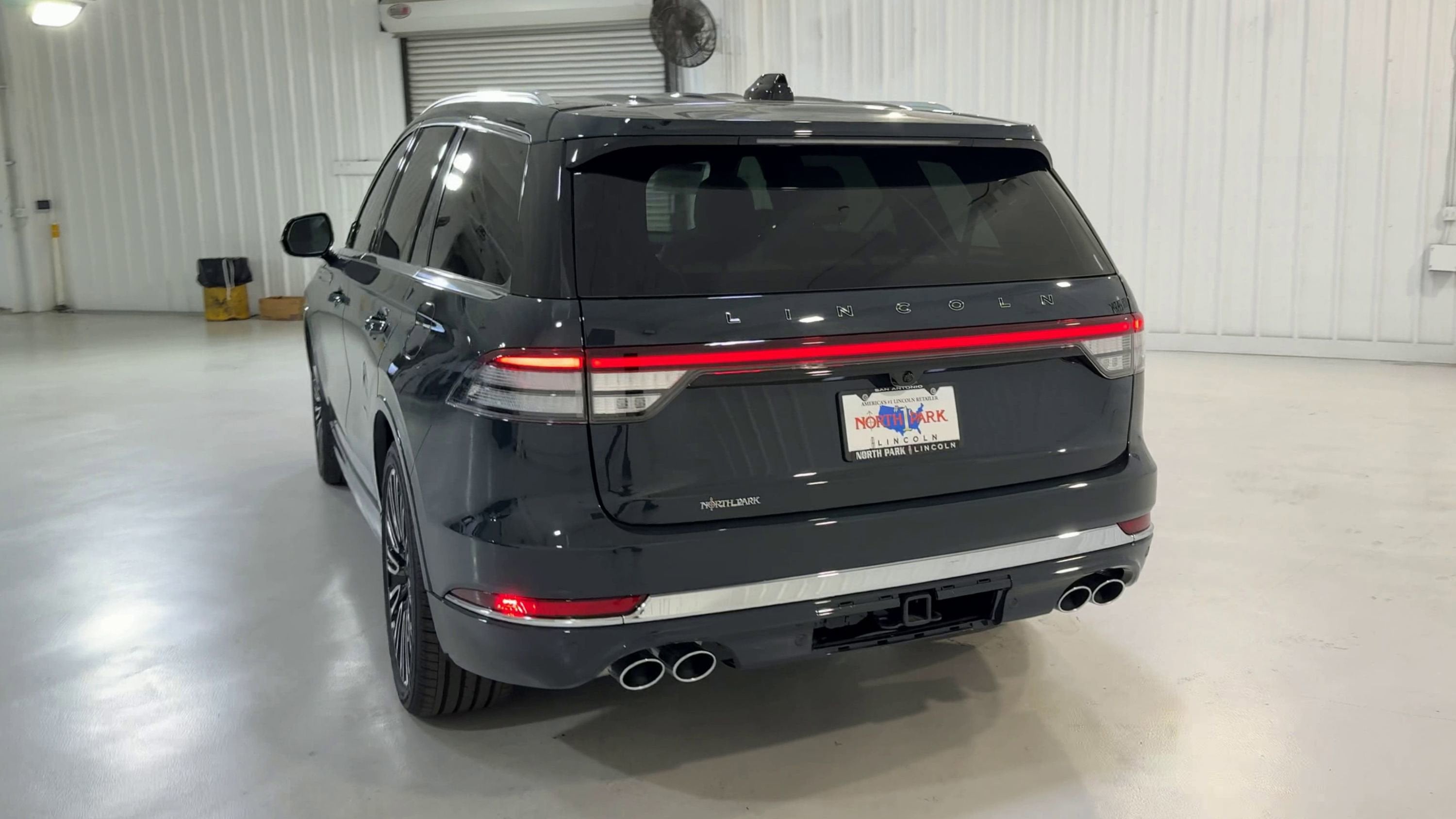 2025 Lincoln Aviator Black Label