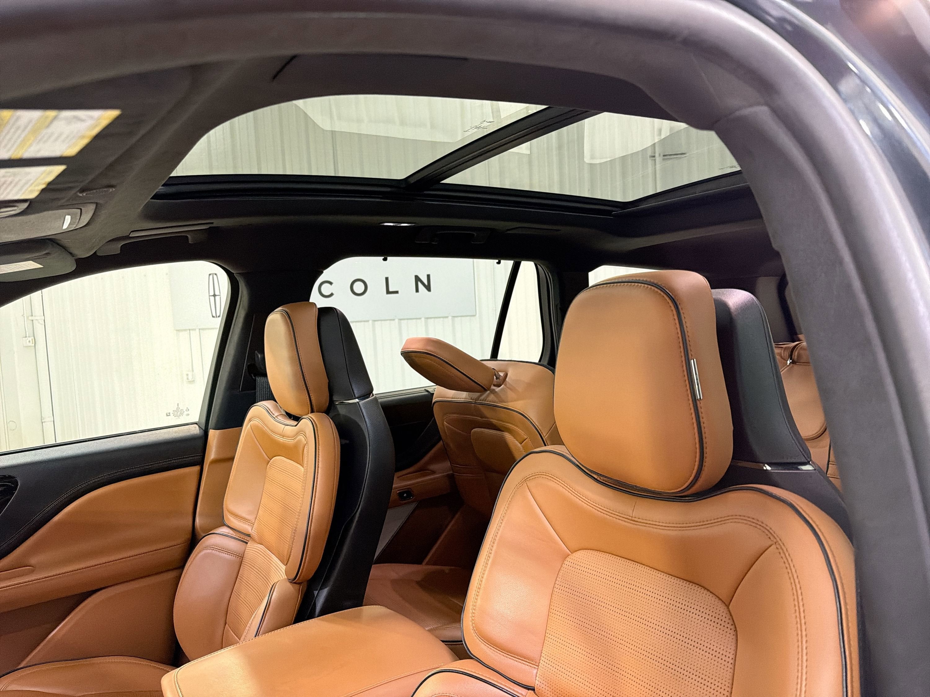 2022 Lincoln Aviator Black Label