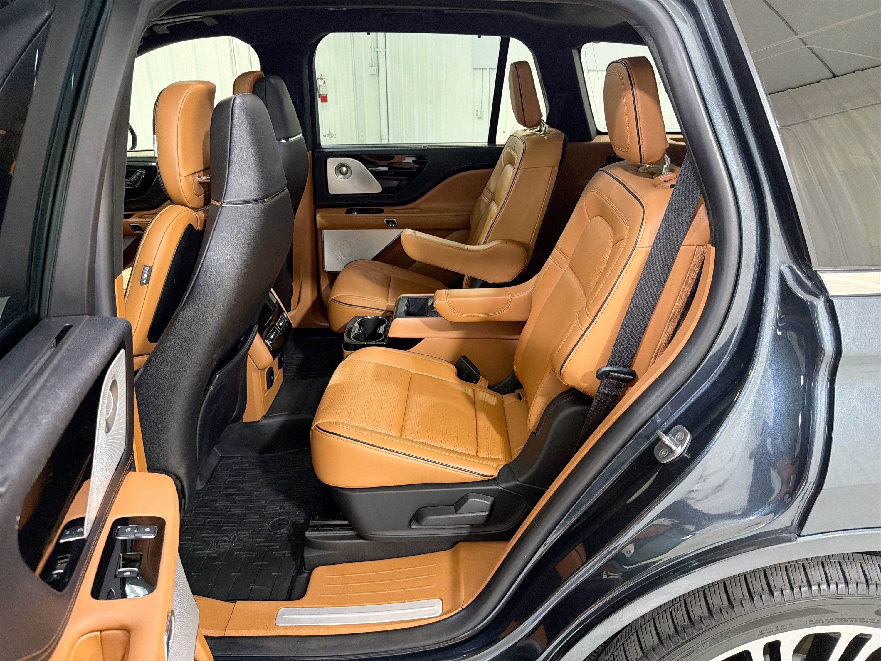 2022 Lincoln Aviator Black Label