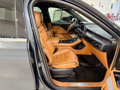 2022 Lincoln Aviator Black Label