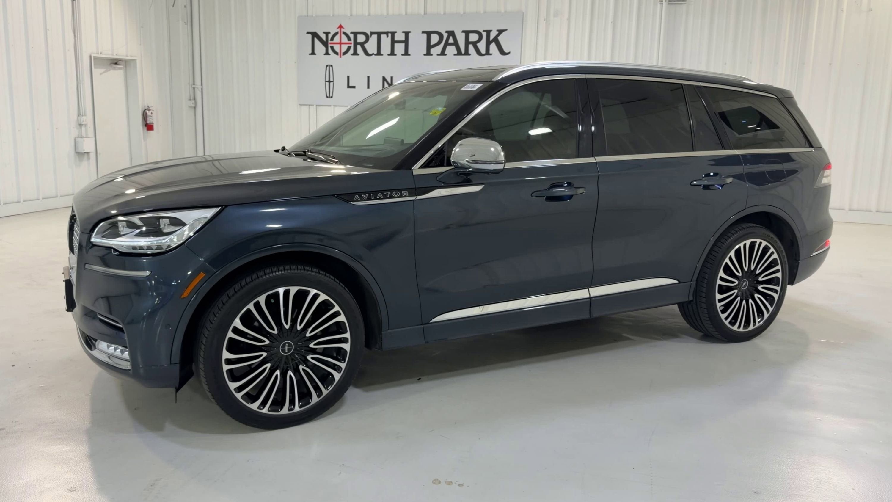 2022 Lincoln Aviator Black Label