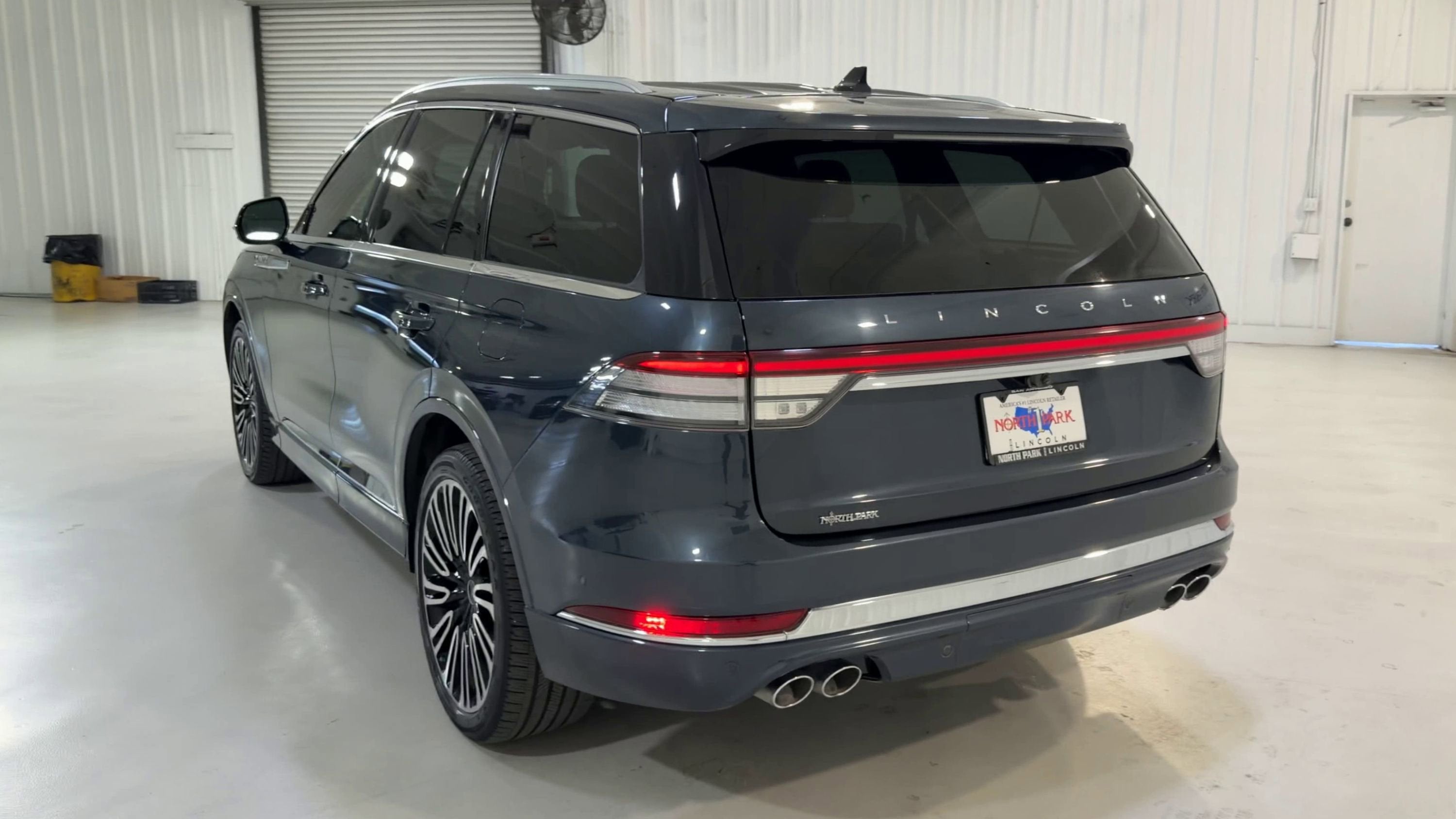 2022 Lincoln Aviator Black Label
