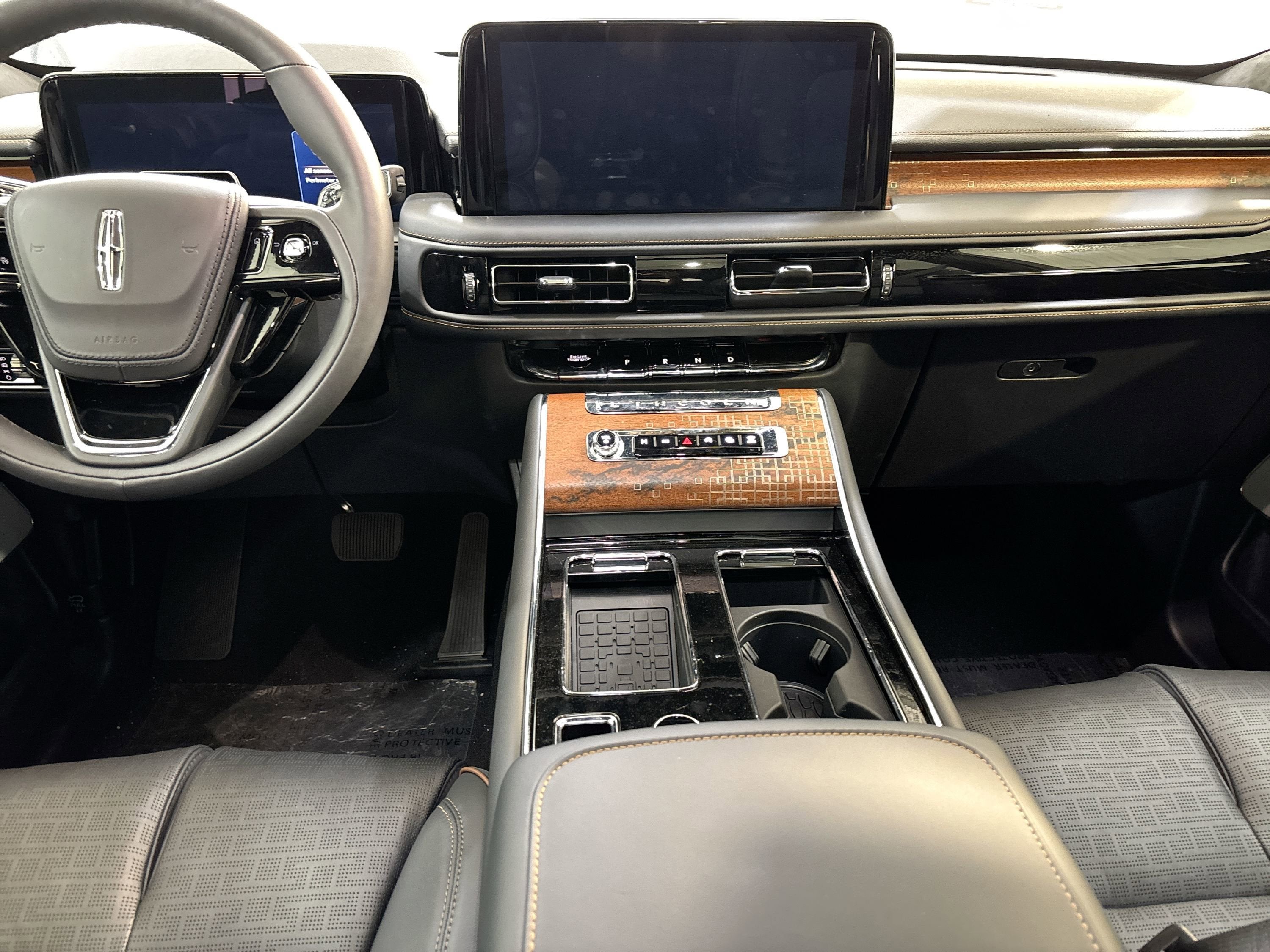 2025 Lincoln Aviator Black Label