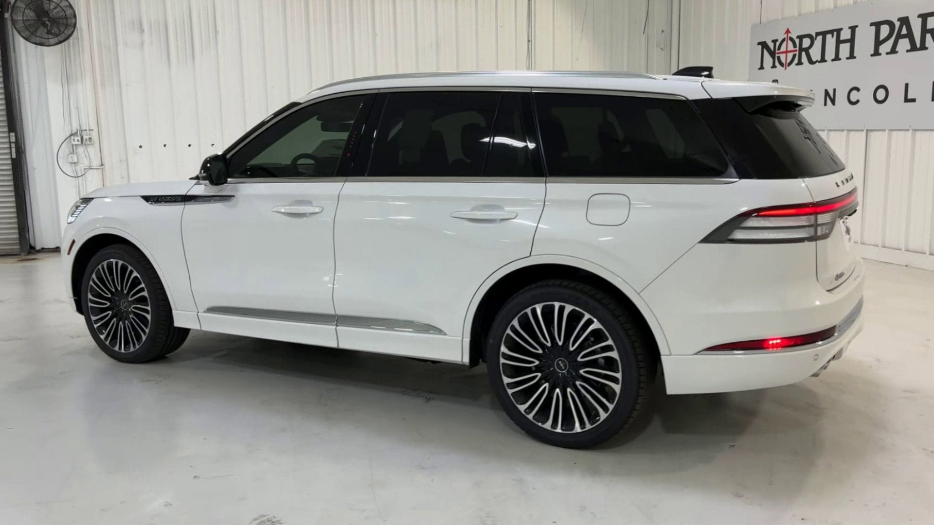 2025 Lincoln Aviator Black Label