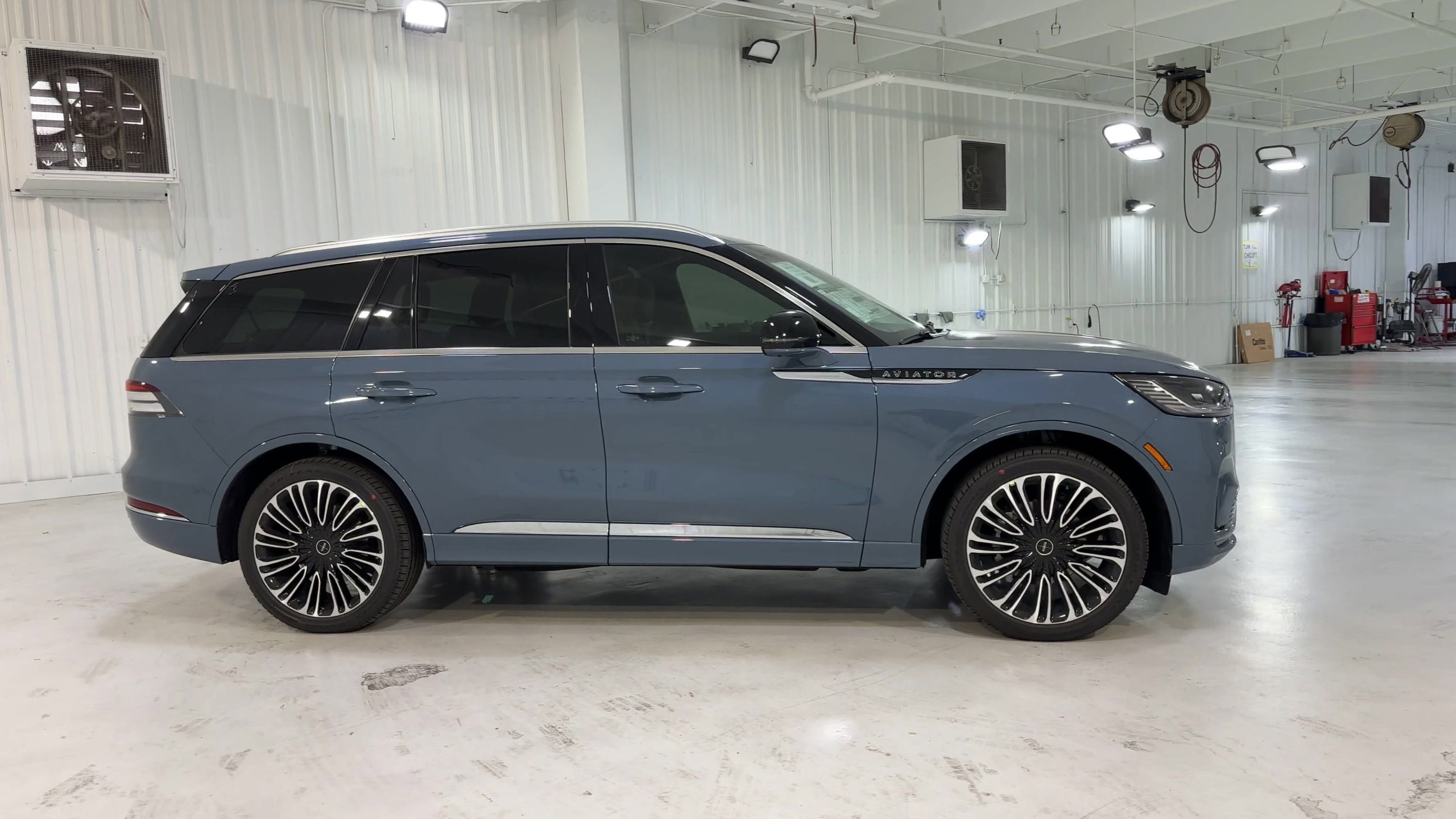 2025 Lincoln Aviator Black Label