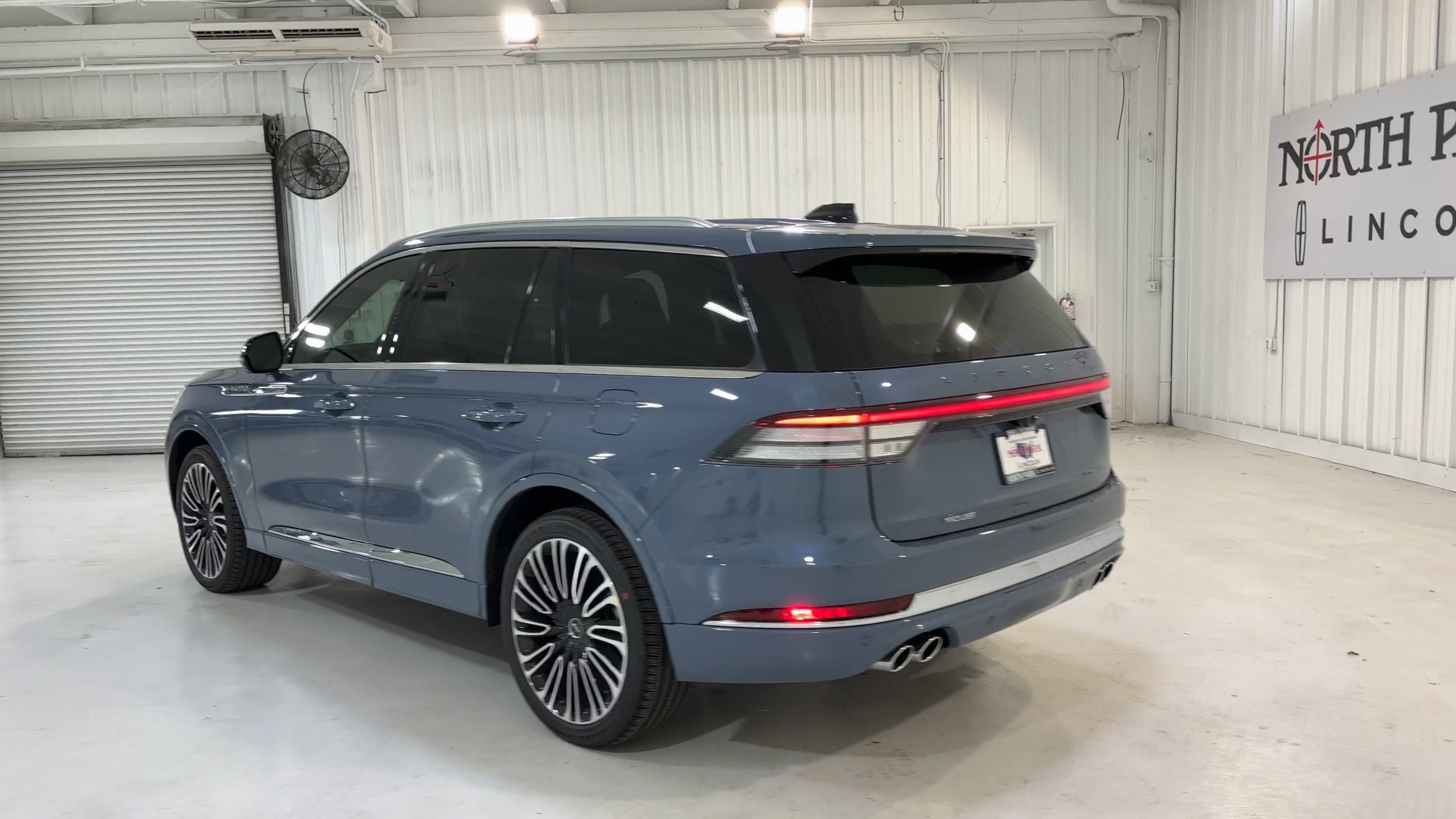 2025 Lincoln Aviator Black Label