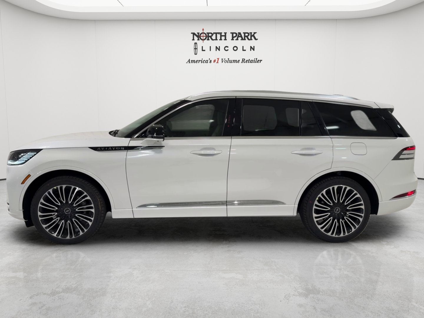 2027 Lincoln Aviator Black Label