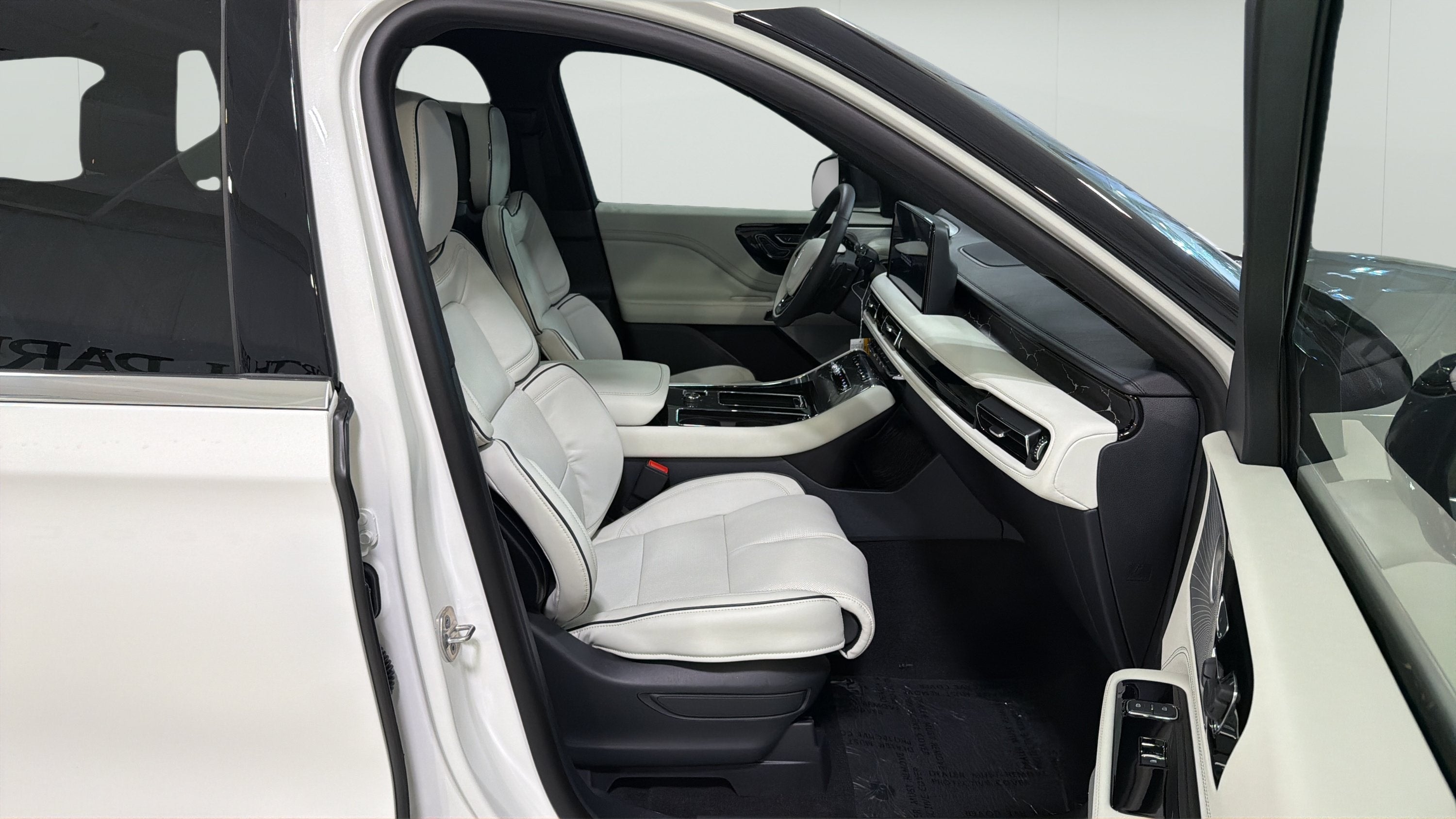 2027 Lincoln Aviator Black Label