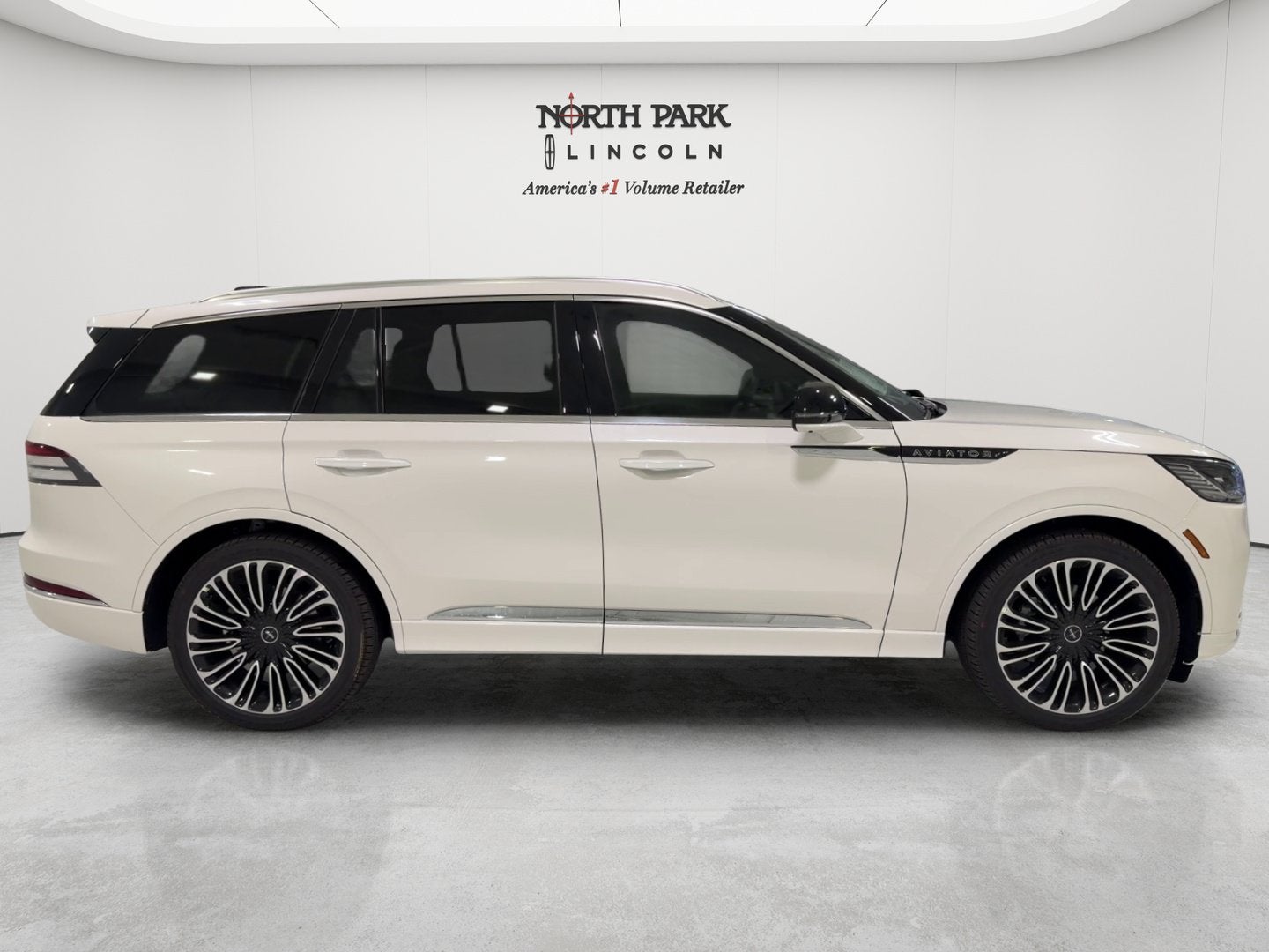 2027 Lincoln Aviator Black Label