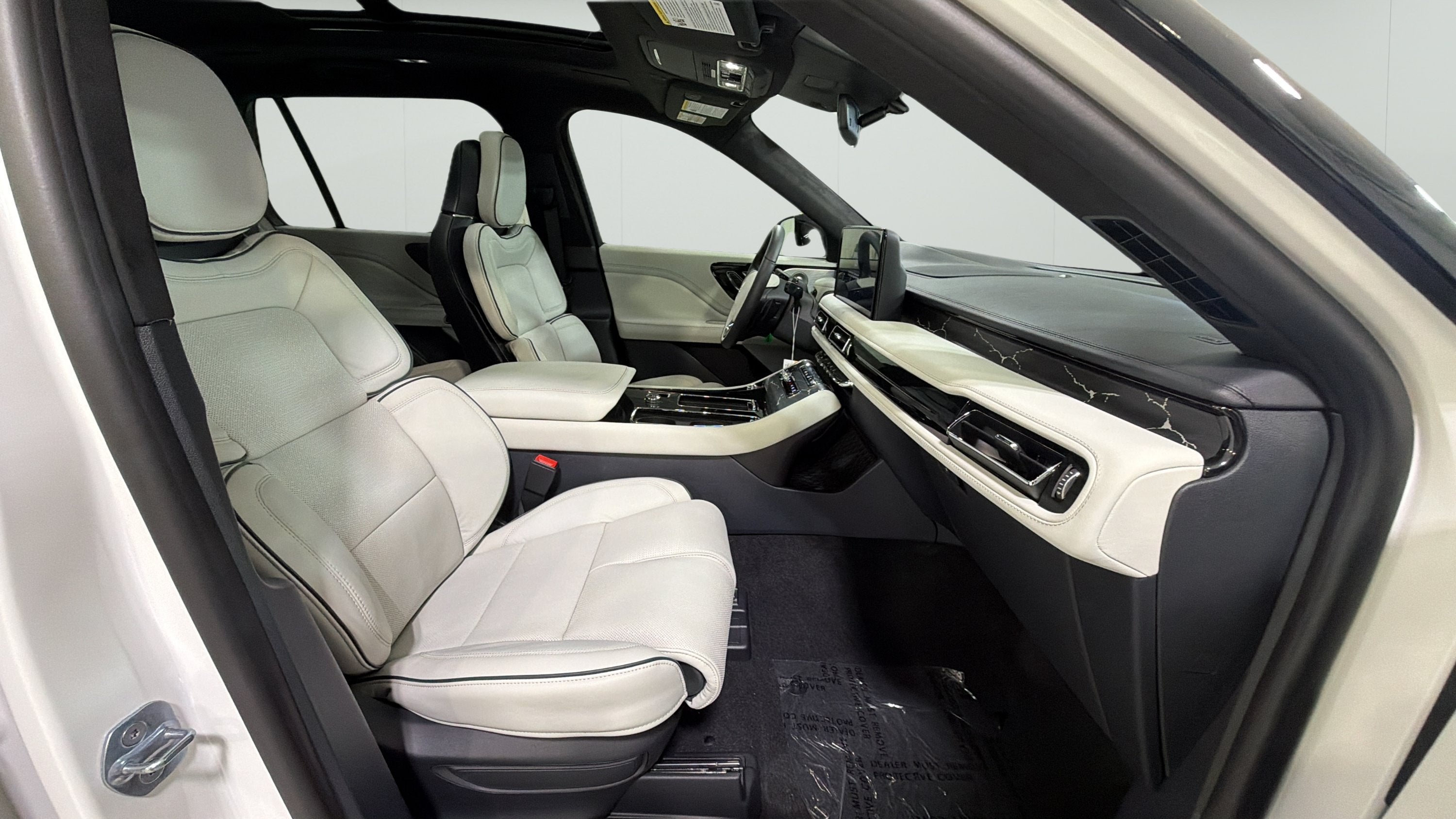 2027 Lincoln Aviator Black Label