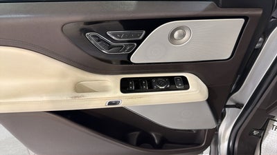 2020 Lincoln Aviator Black Label