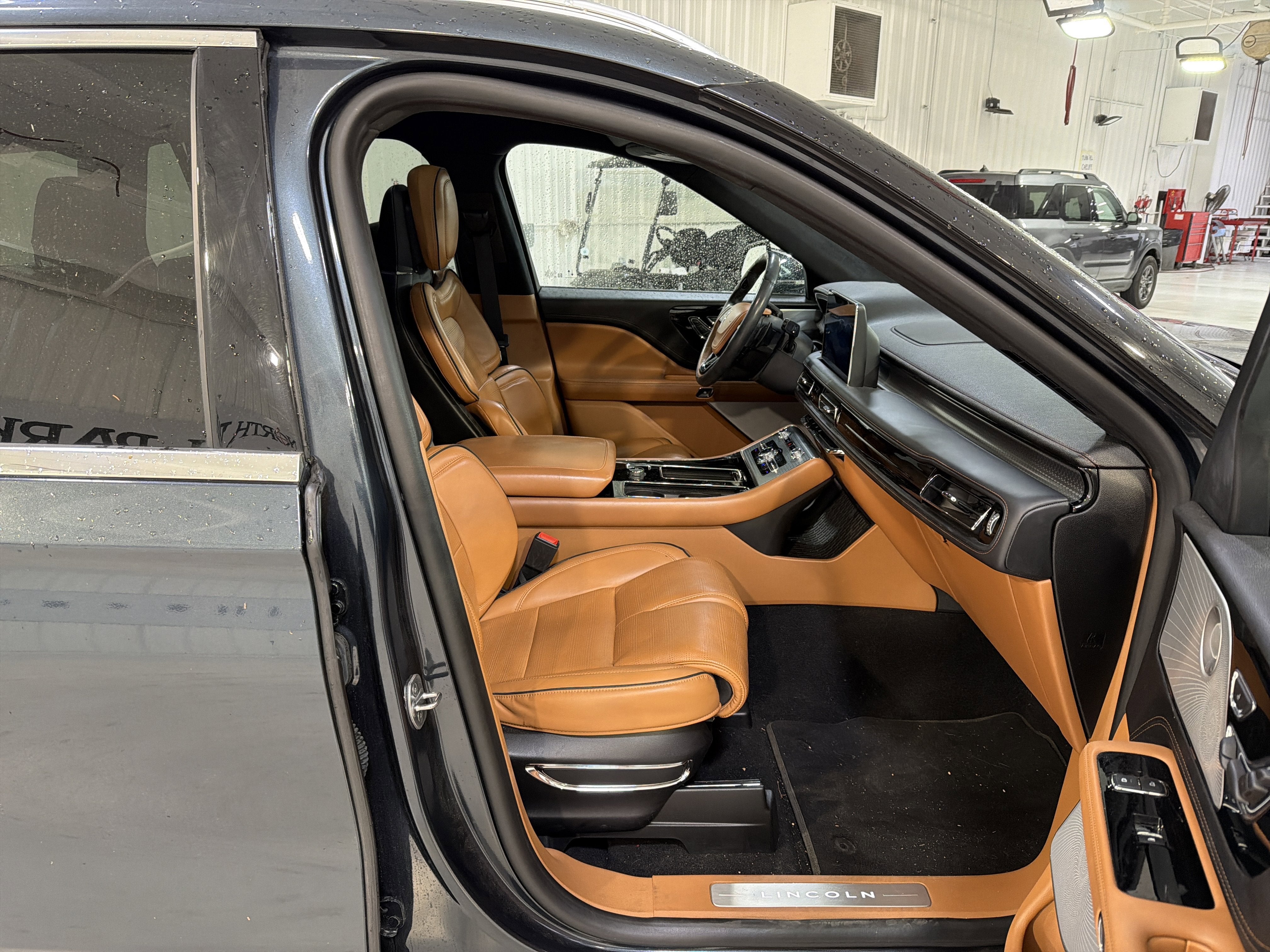 2020 Lincoln Aviator Black Label