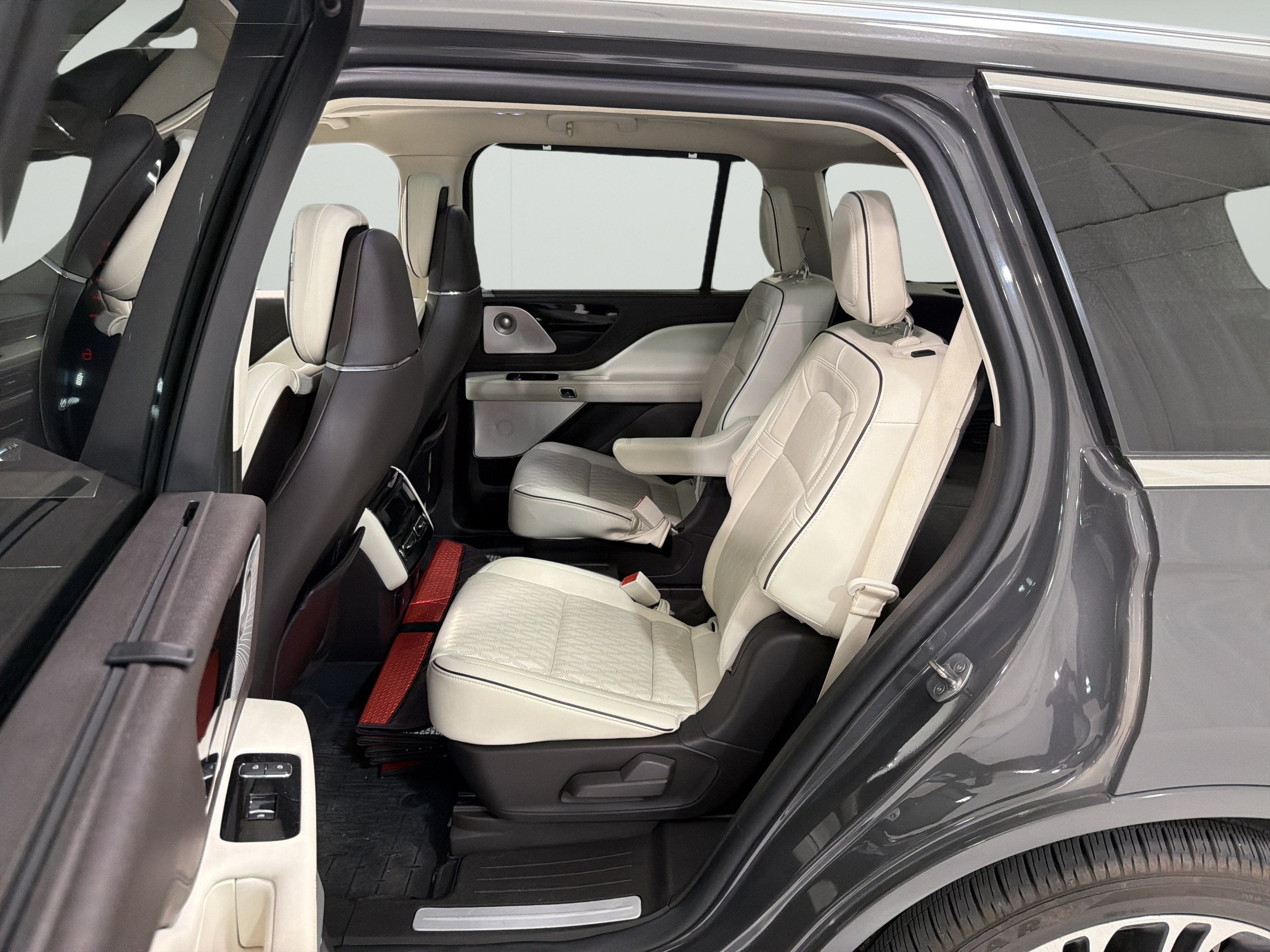 2021 Lincoln Aviator Black Label