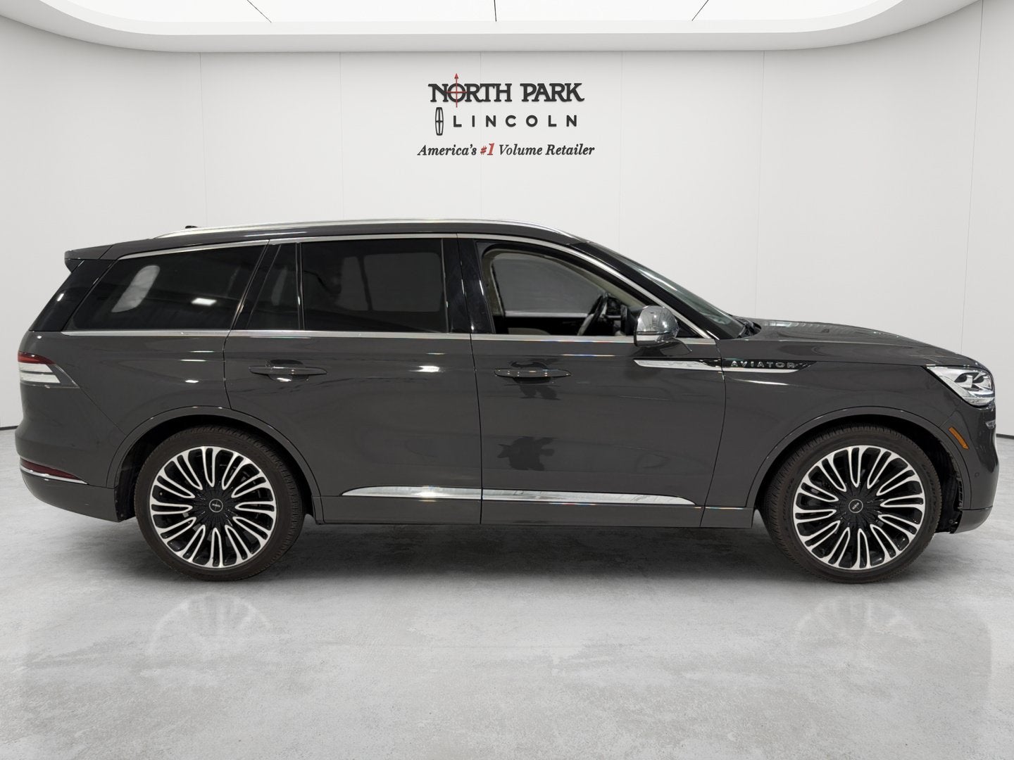 2021 Lincoln Aviator Black Label