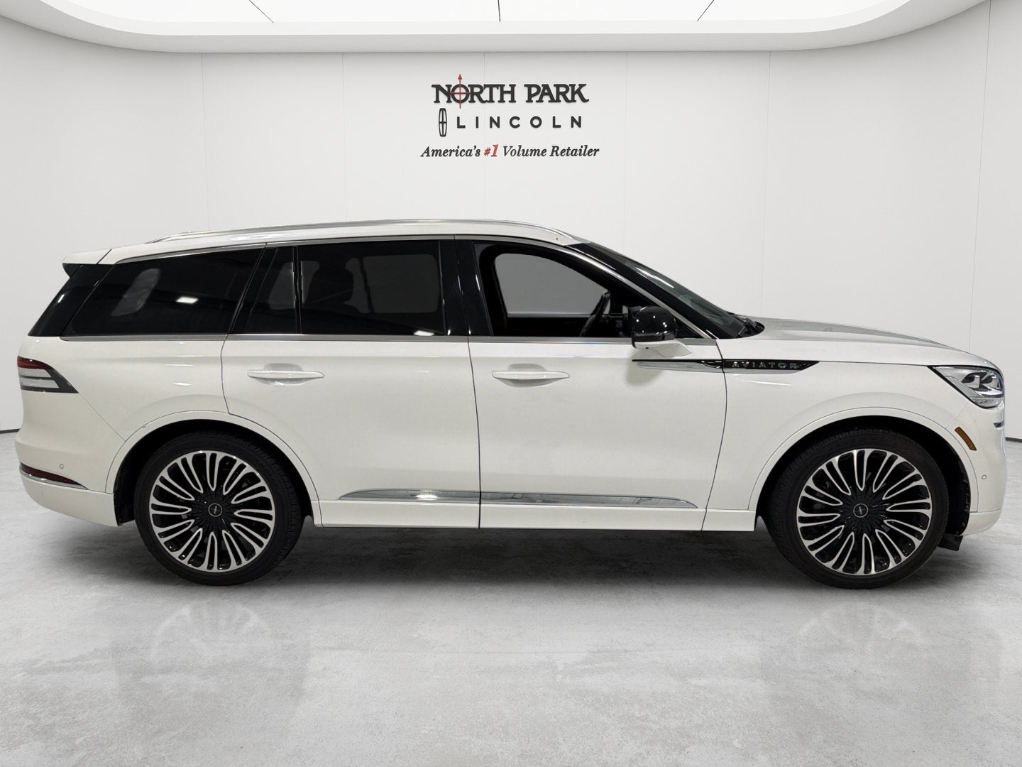 2023 Lincoln Aviator Black Label