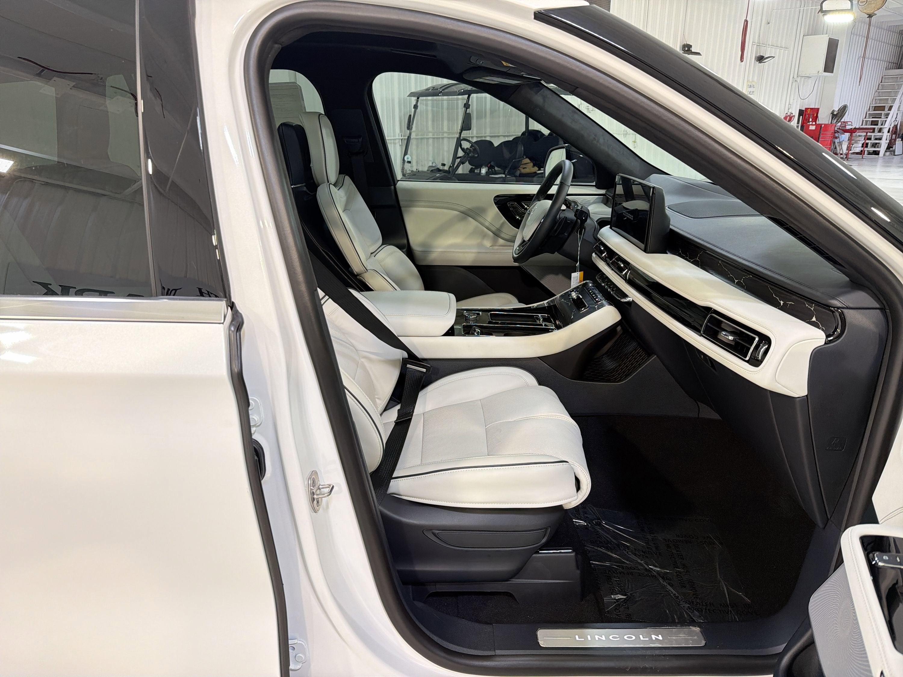 2026 Lincoln Aviator Black Label