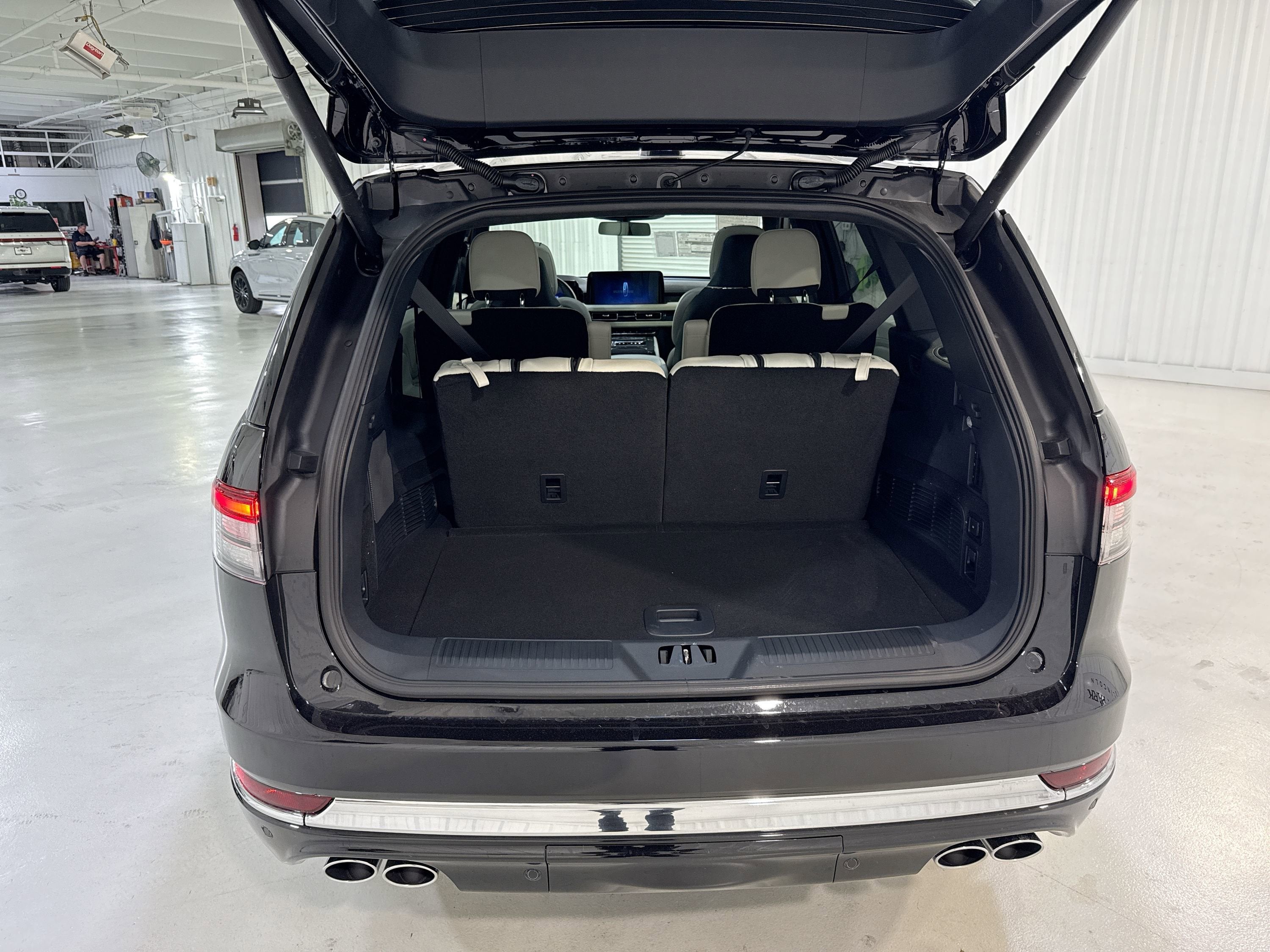 2026 Lincoln Aviator Black Label