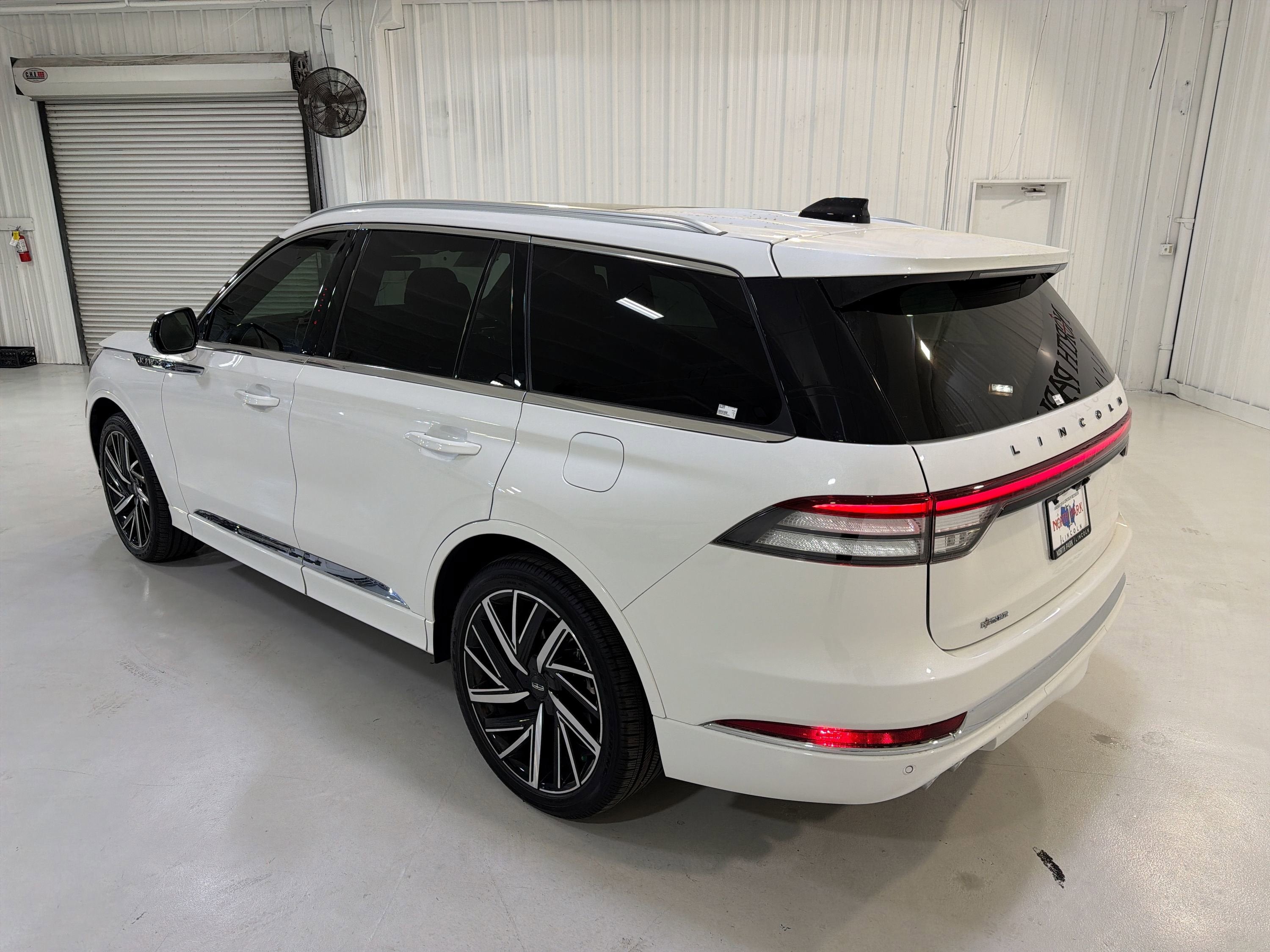 2025 Lincoln Aviator Black Label