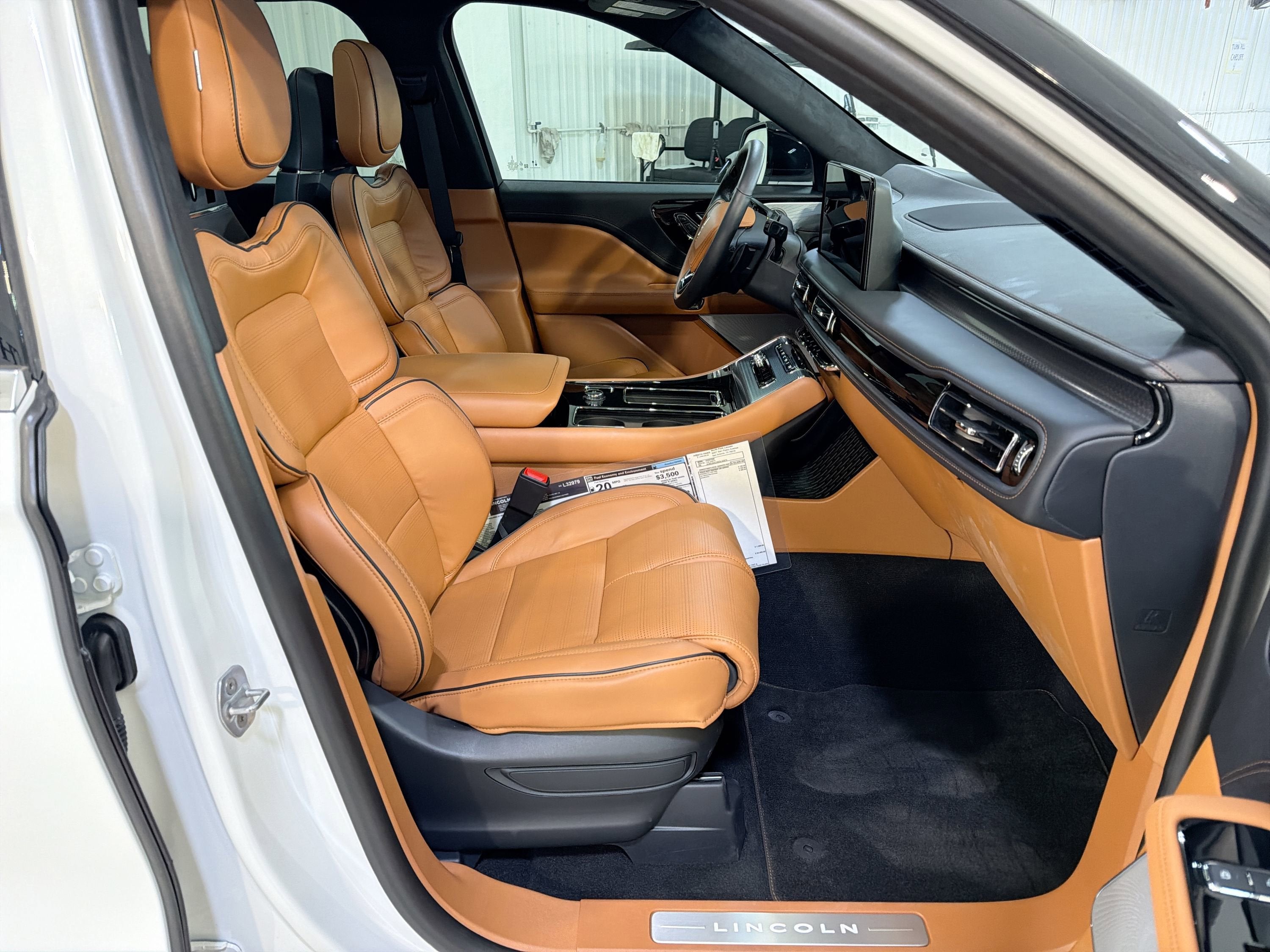 2025 Lincoln Aviator Black Label