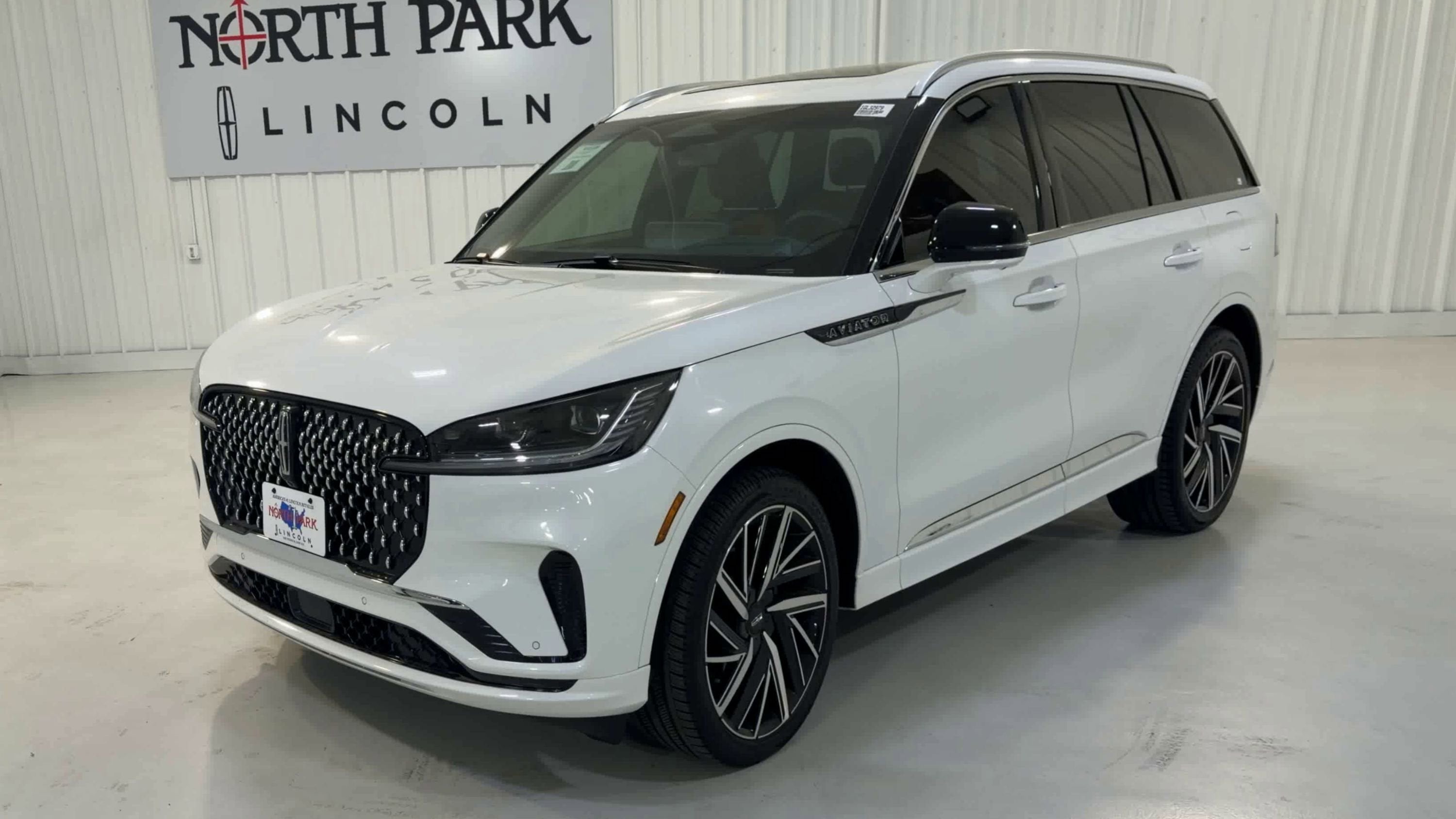 2025 Lincoln Aviator Black Label
