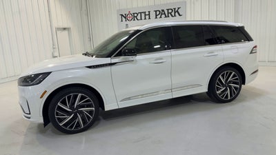 2025 Lincoln Aviator Black Label