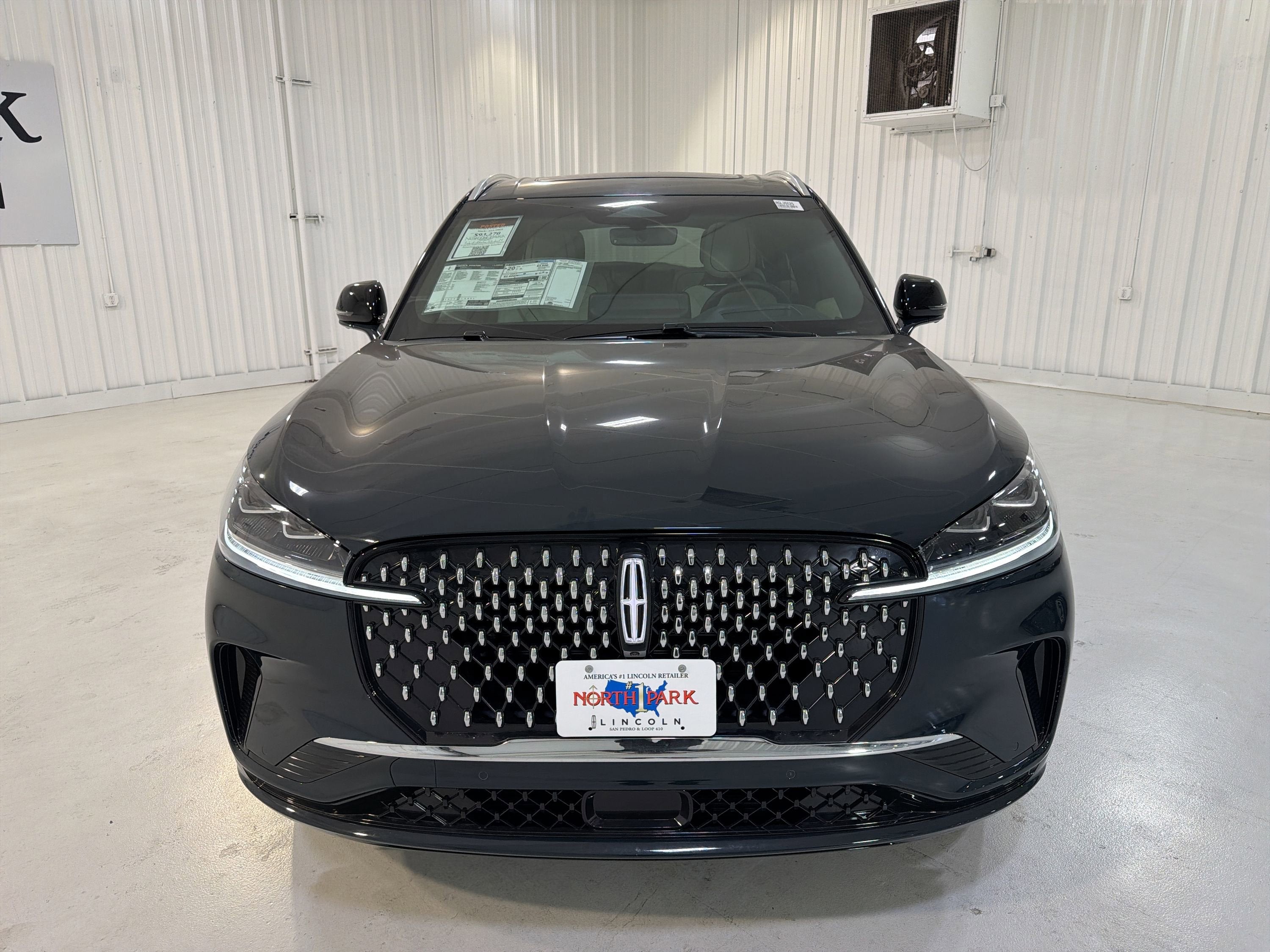 2025 Lincoln Aviator Black Label