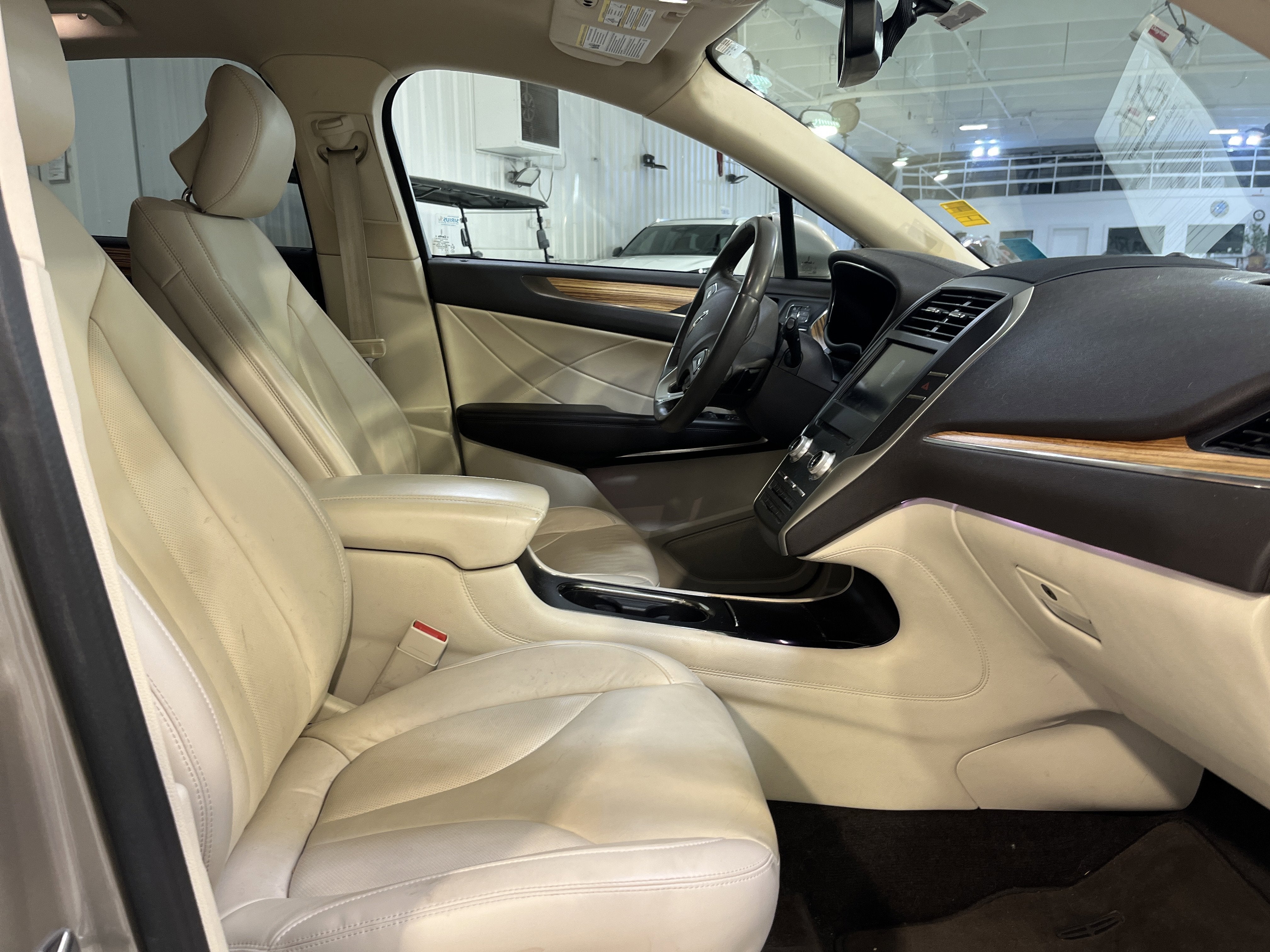 2015 Lincoln MKC Base