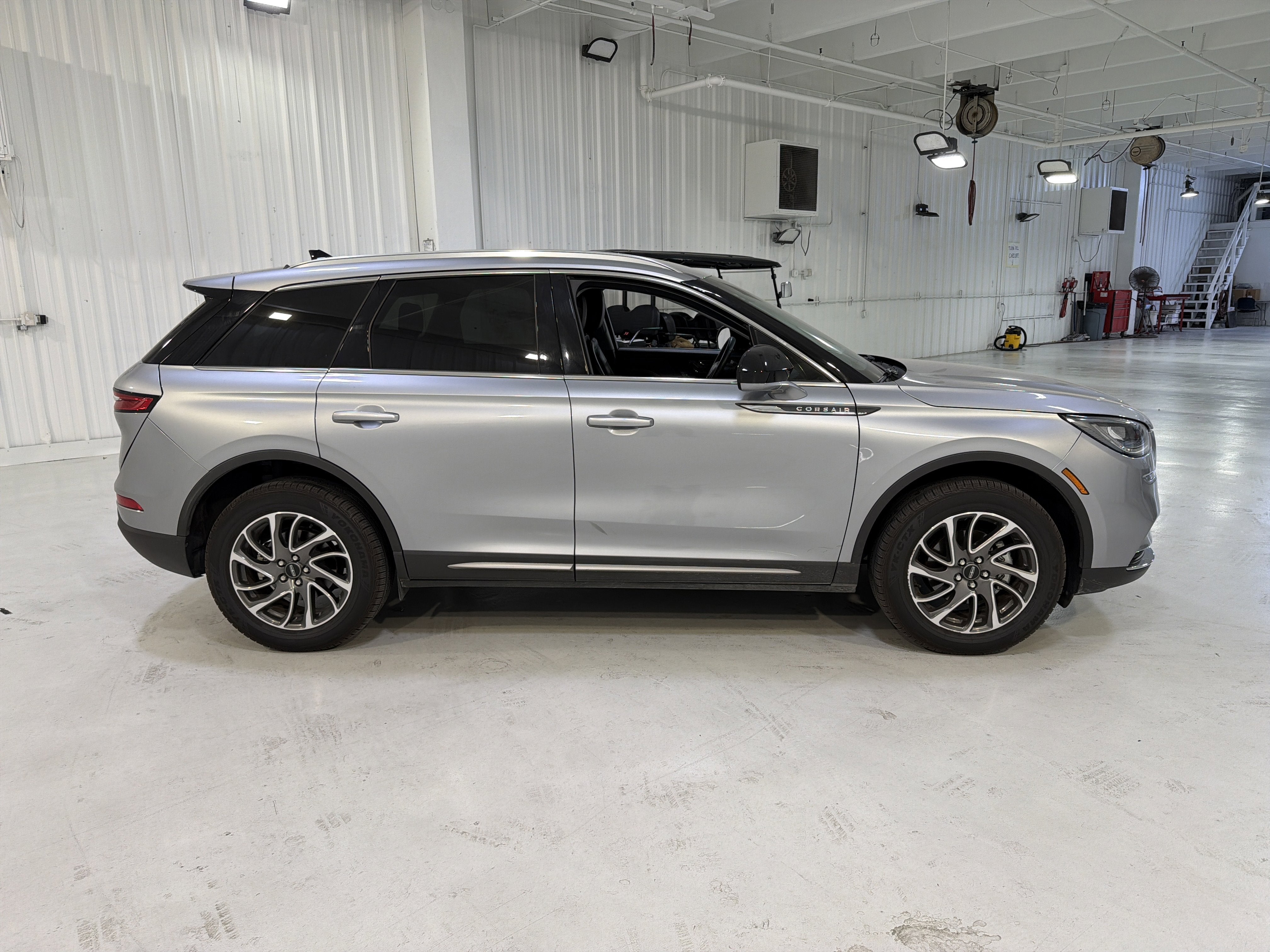 2022 Lincoln Corsair Standard