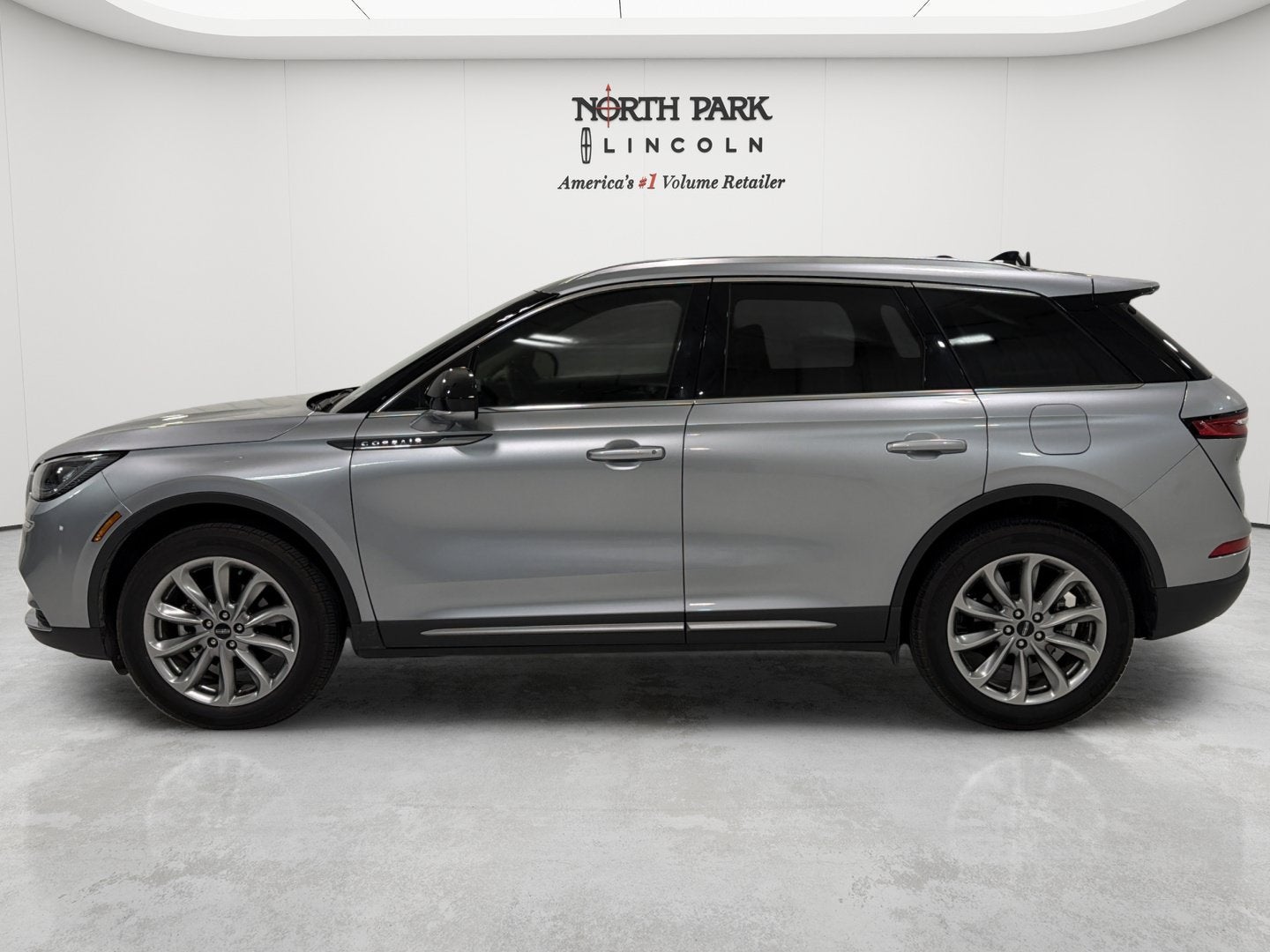 2022 Lincoln Corsair Standard