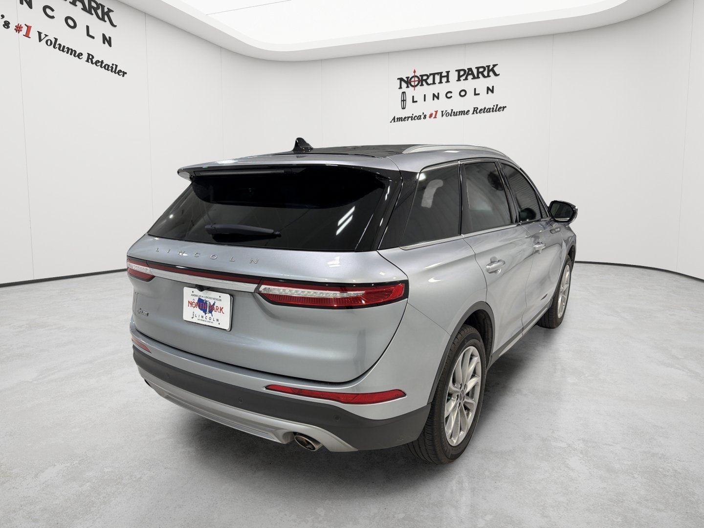 2022 Lincoln Corsair Standard