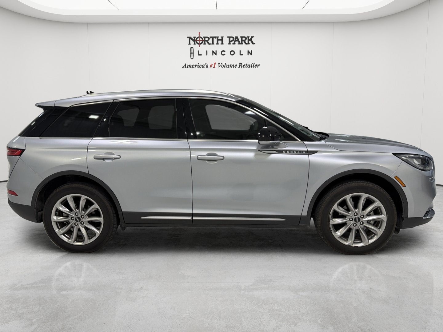 2022 Lincoln Corsair Standard