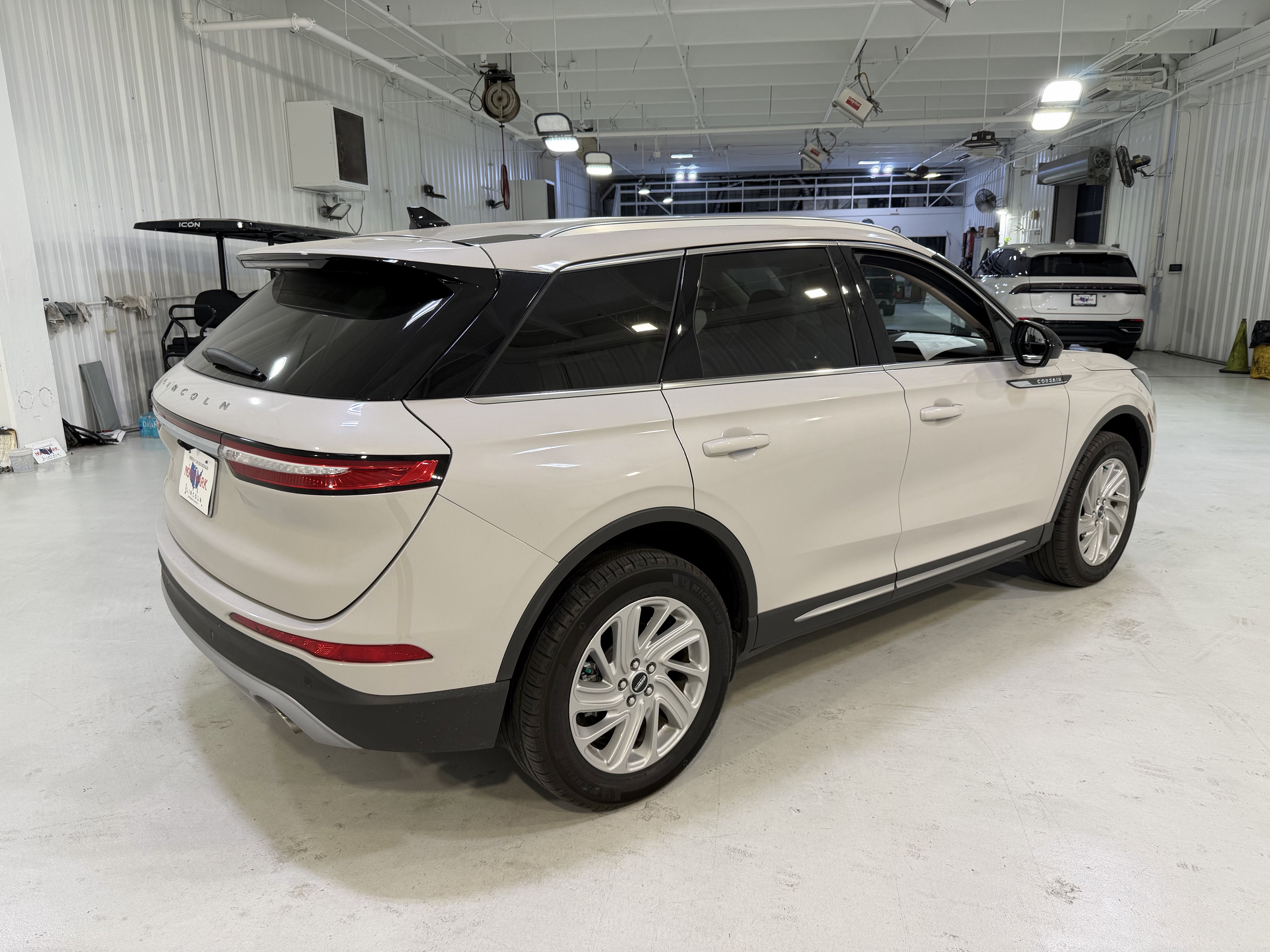 2022 Lincoln Corsair Standard