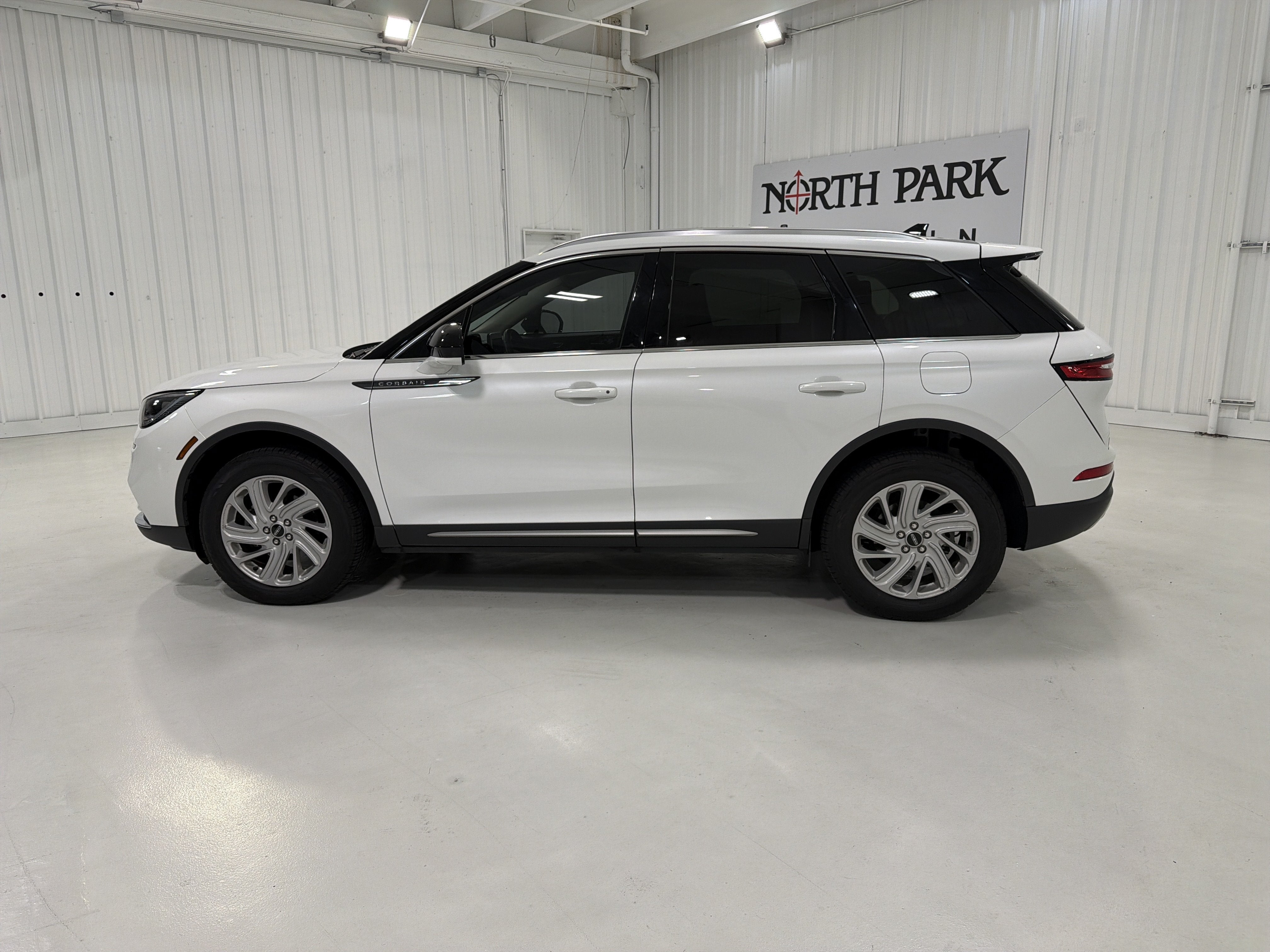 2022 Lincoln Corsair Standard