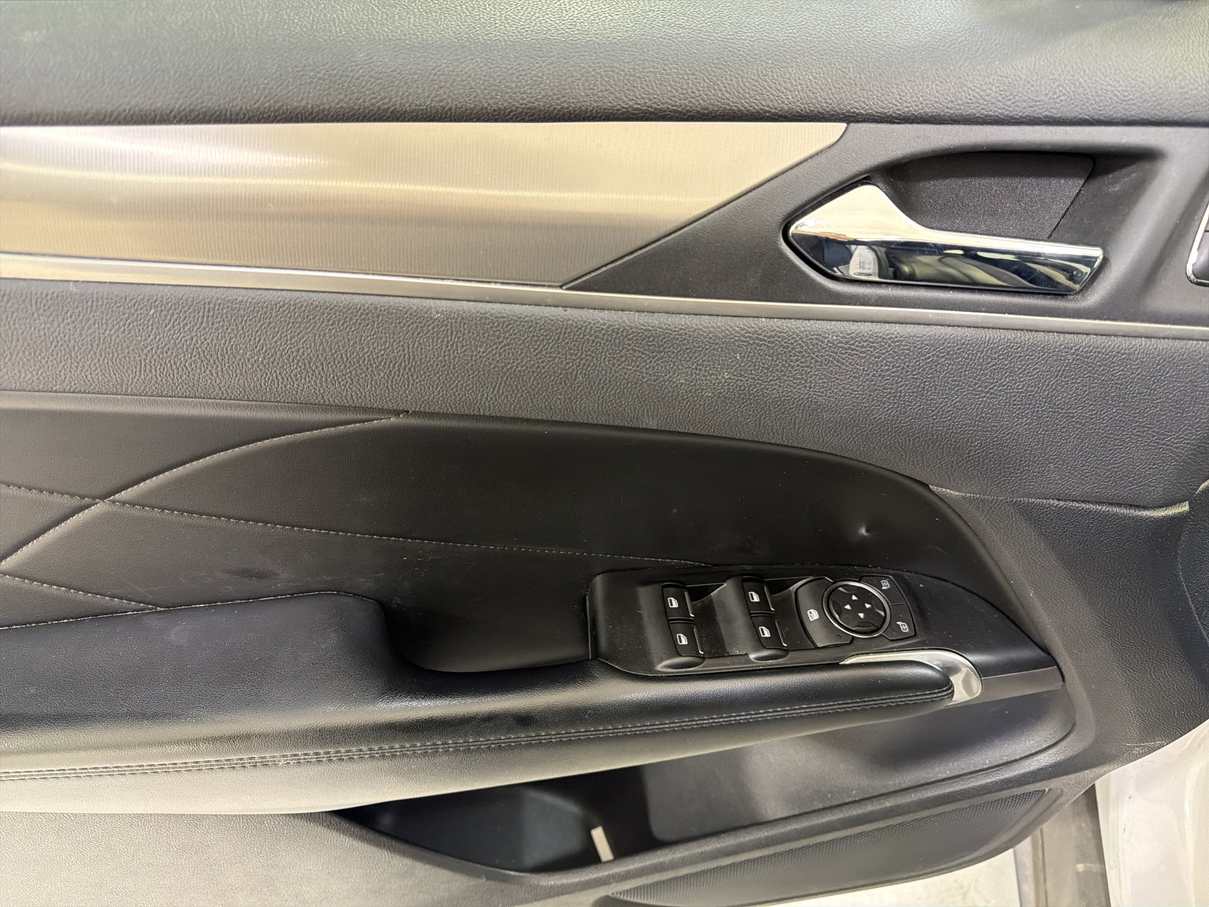 2019 Lincoln MKC Standard