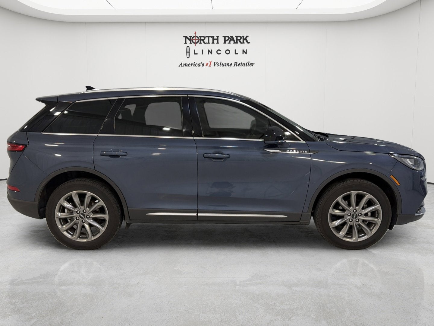 2022 Lincoln Corsair Standard