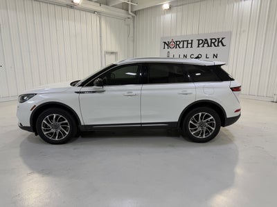 2022 Lincoln Corsair Standard