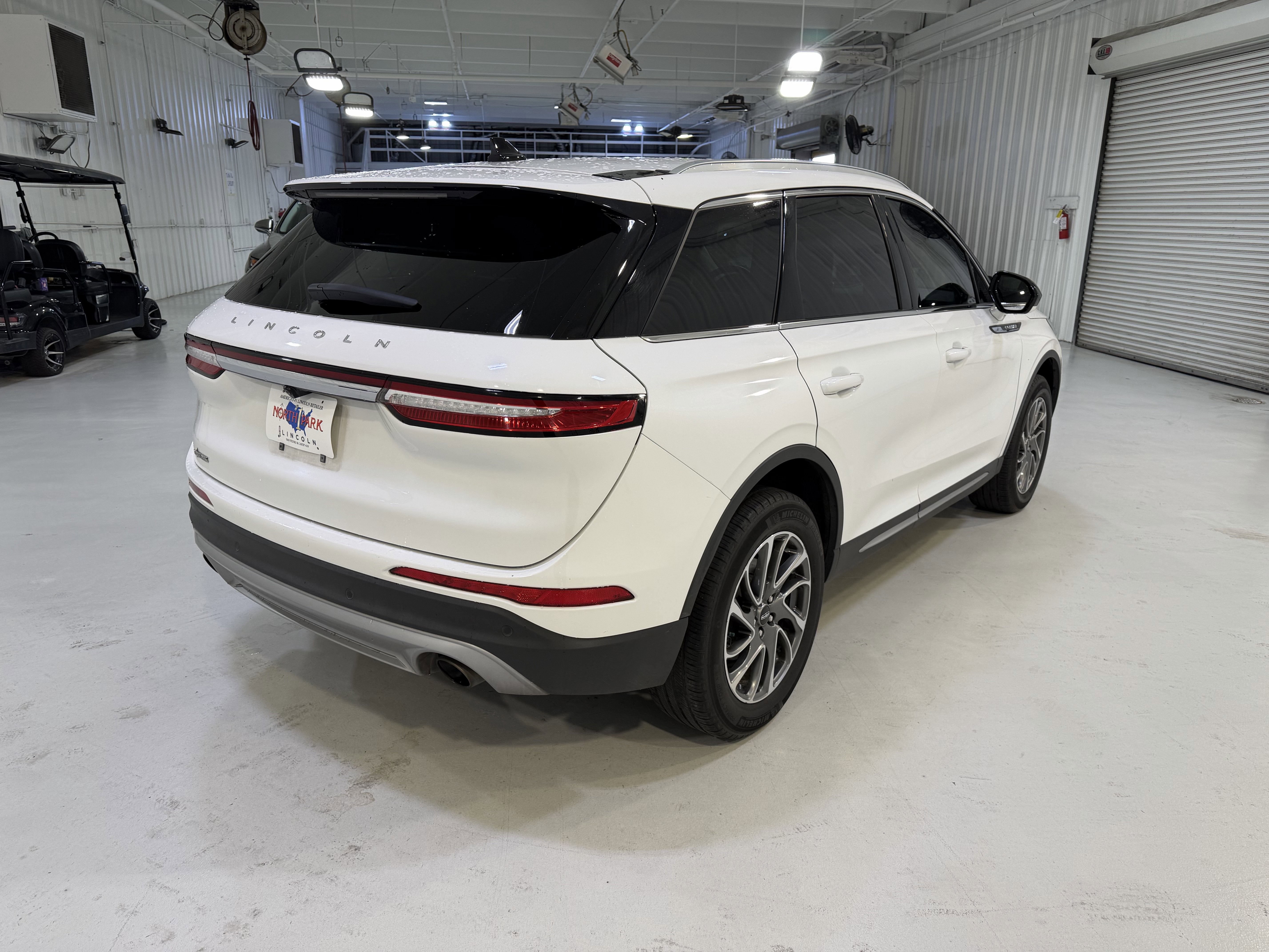 2022 Lincoln Corsair Standard
