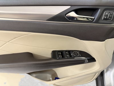 2019 Lincoln MKC Standard