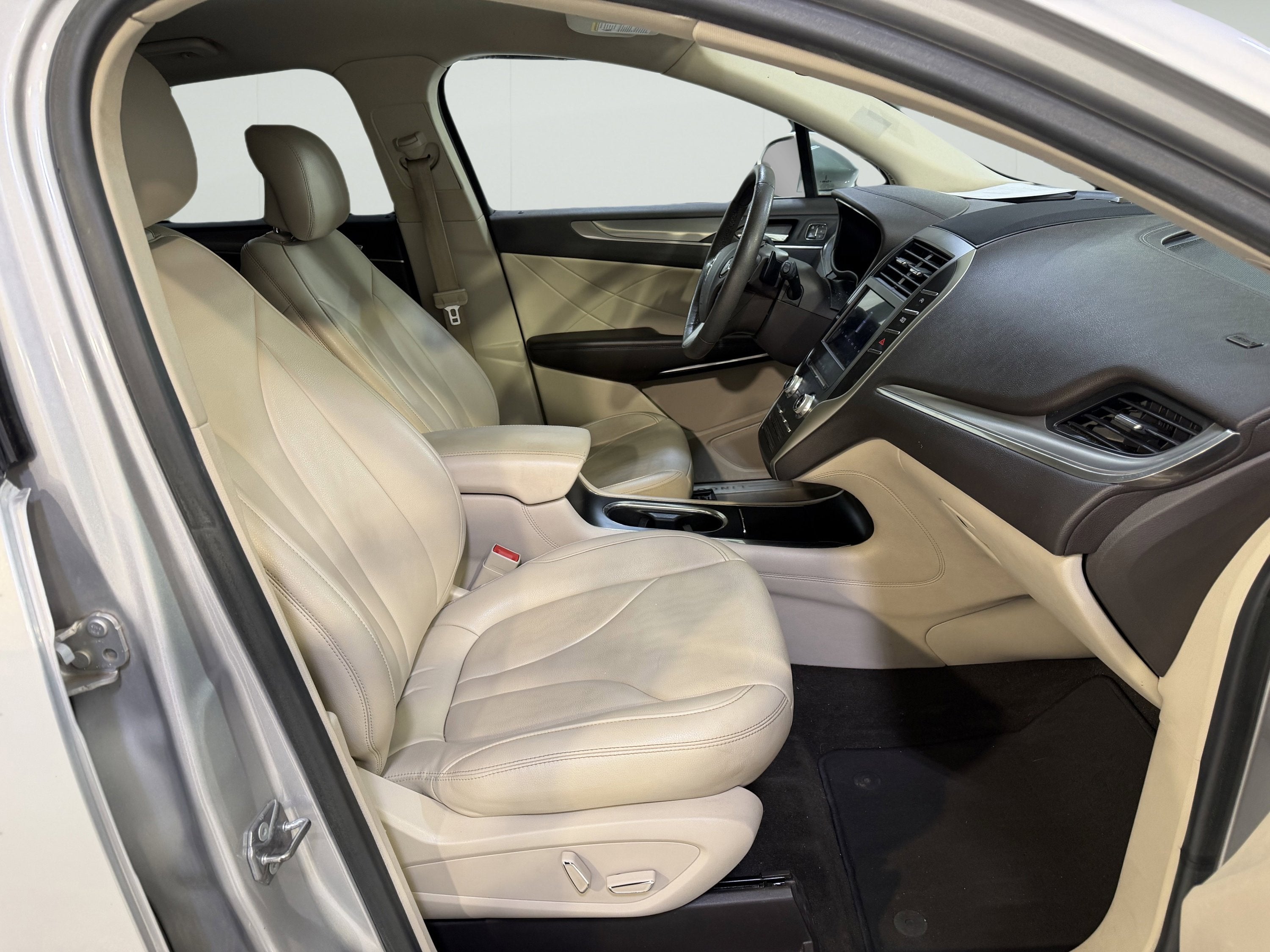 2019 Lincoln MKC Standard