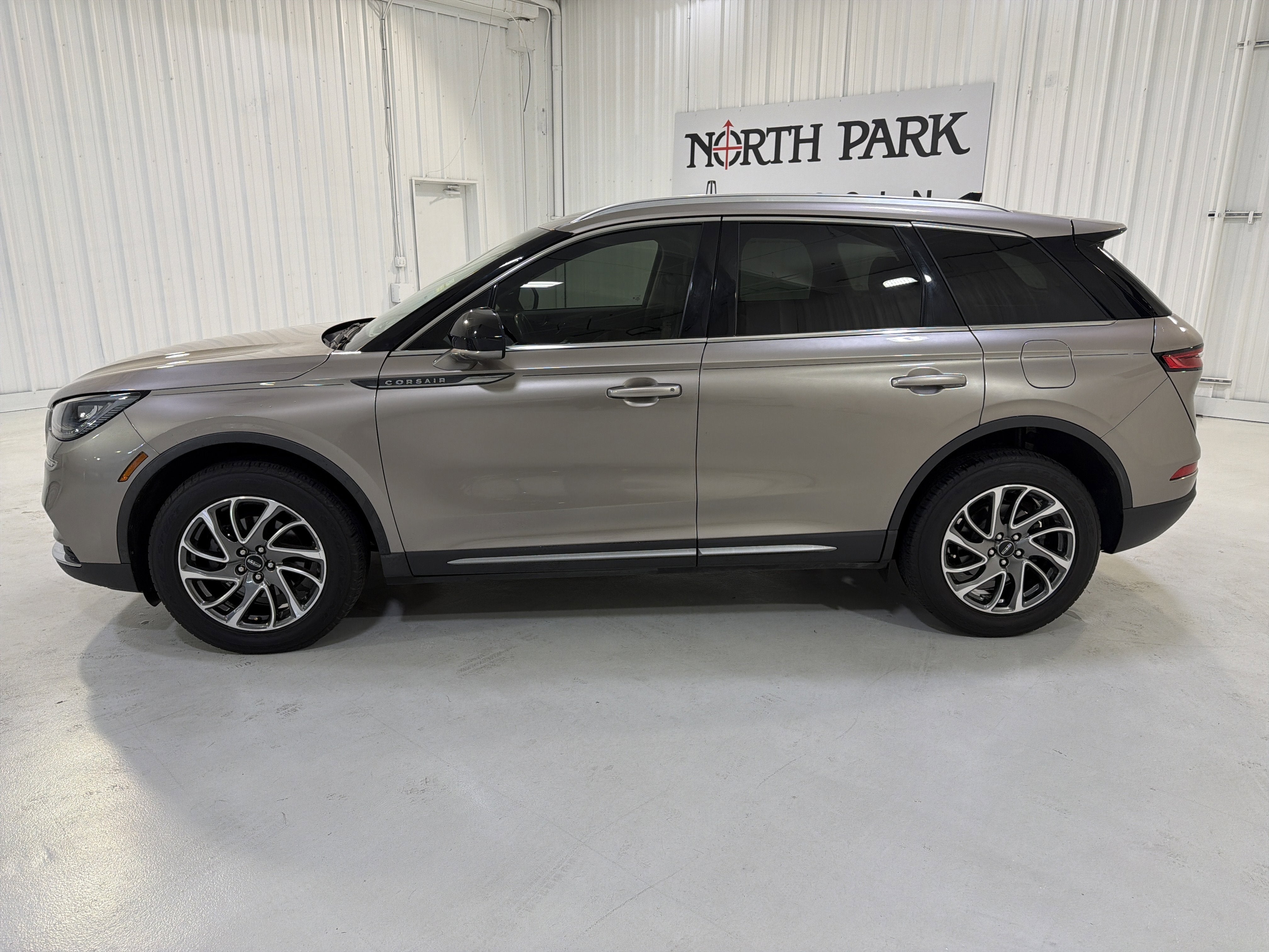 2021 Lincoln Corsair Standard