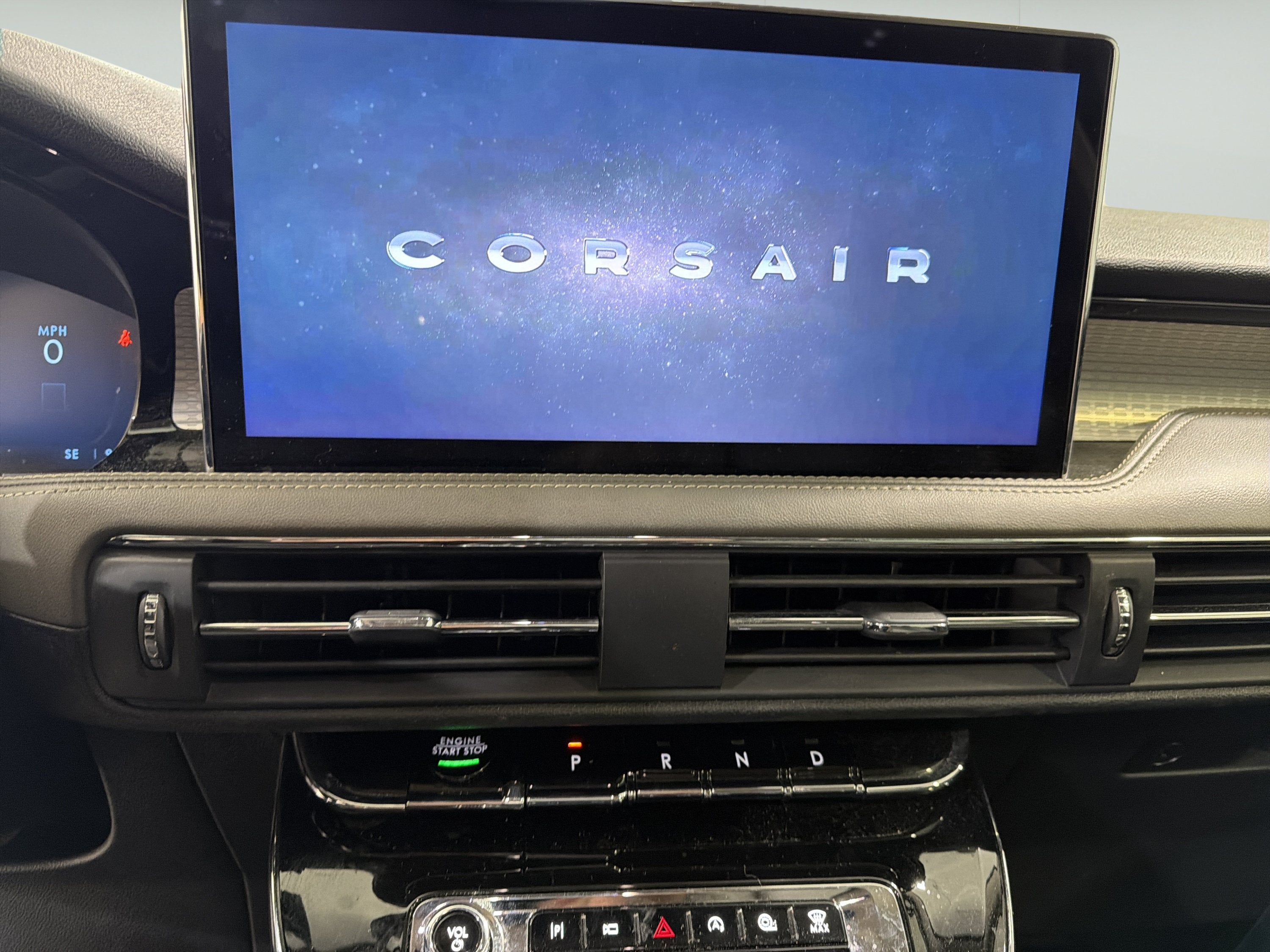 2023 Lincoln Corsair Standard