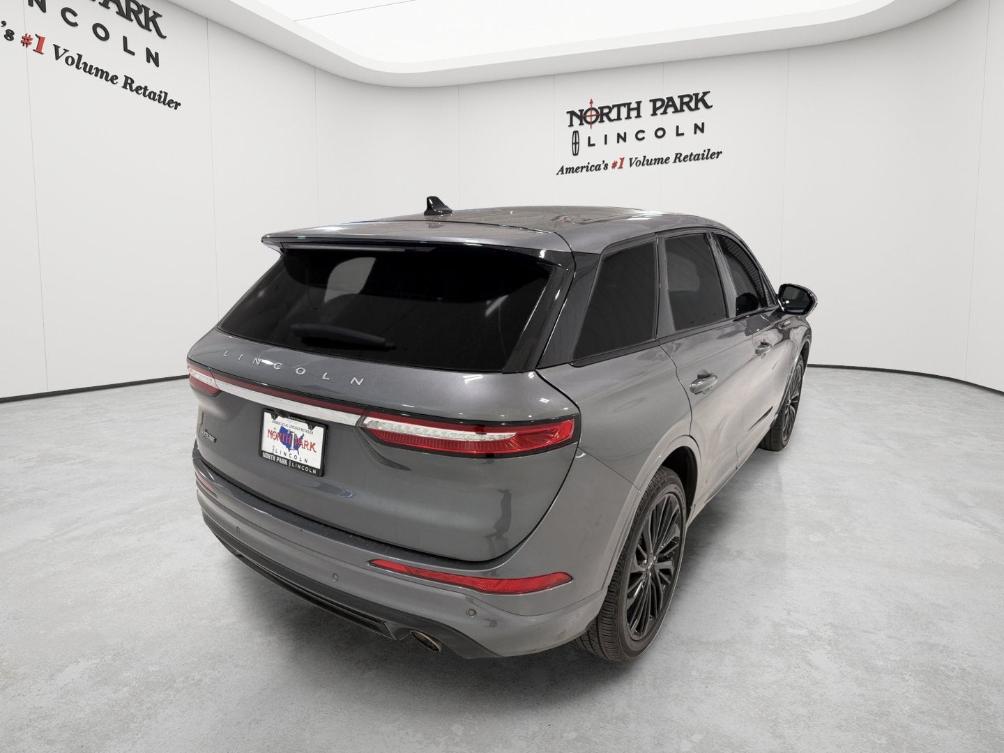 2023 Lincoln Corsair Standard